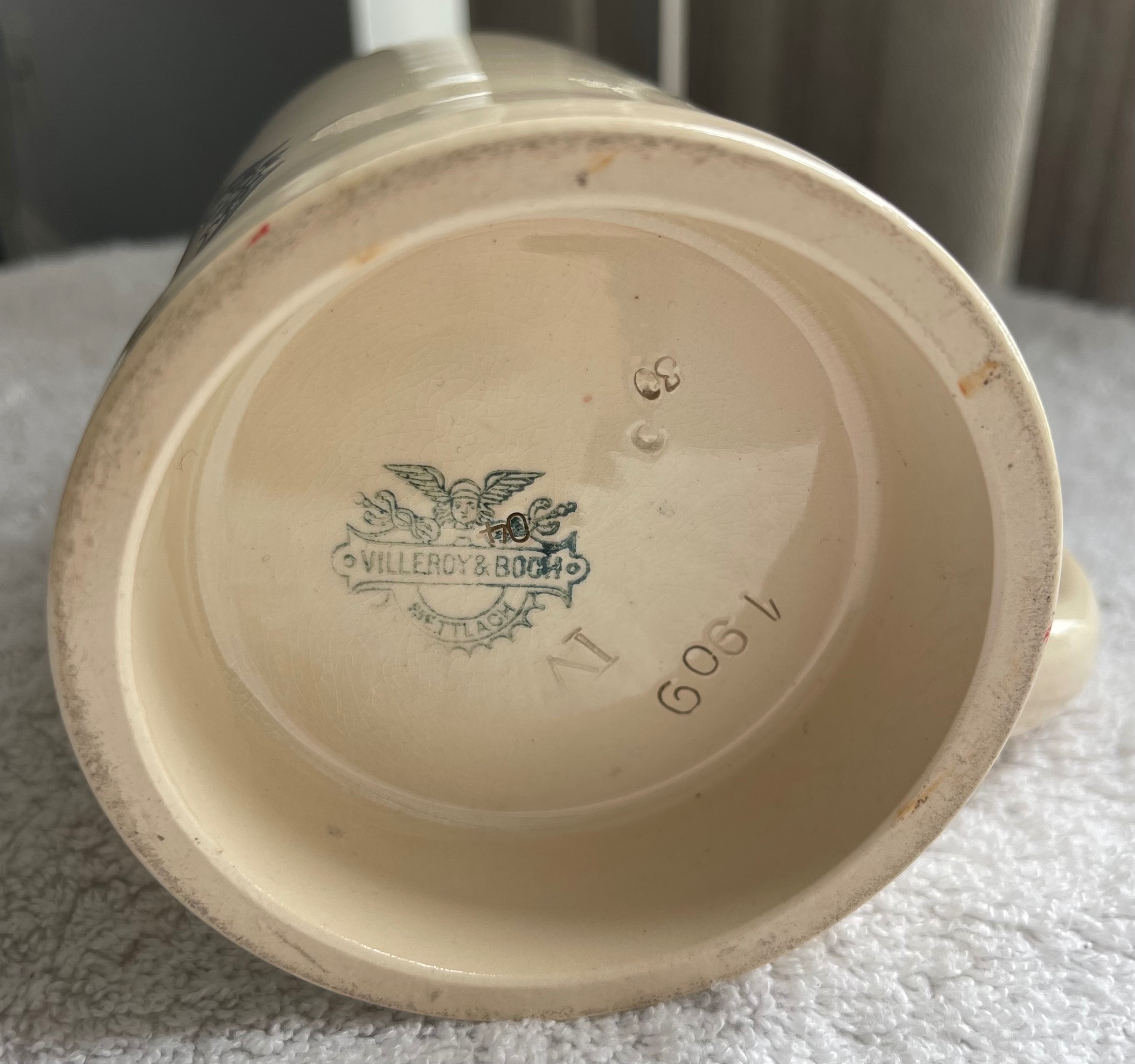 1930 Mettlach Beer Stein — Signed Lid (Top & Bottom) - photo 4
