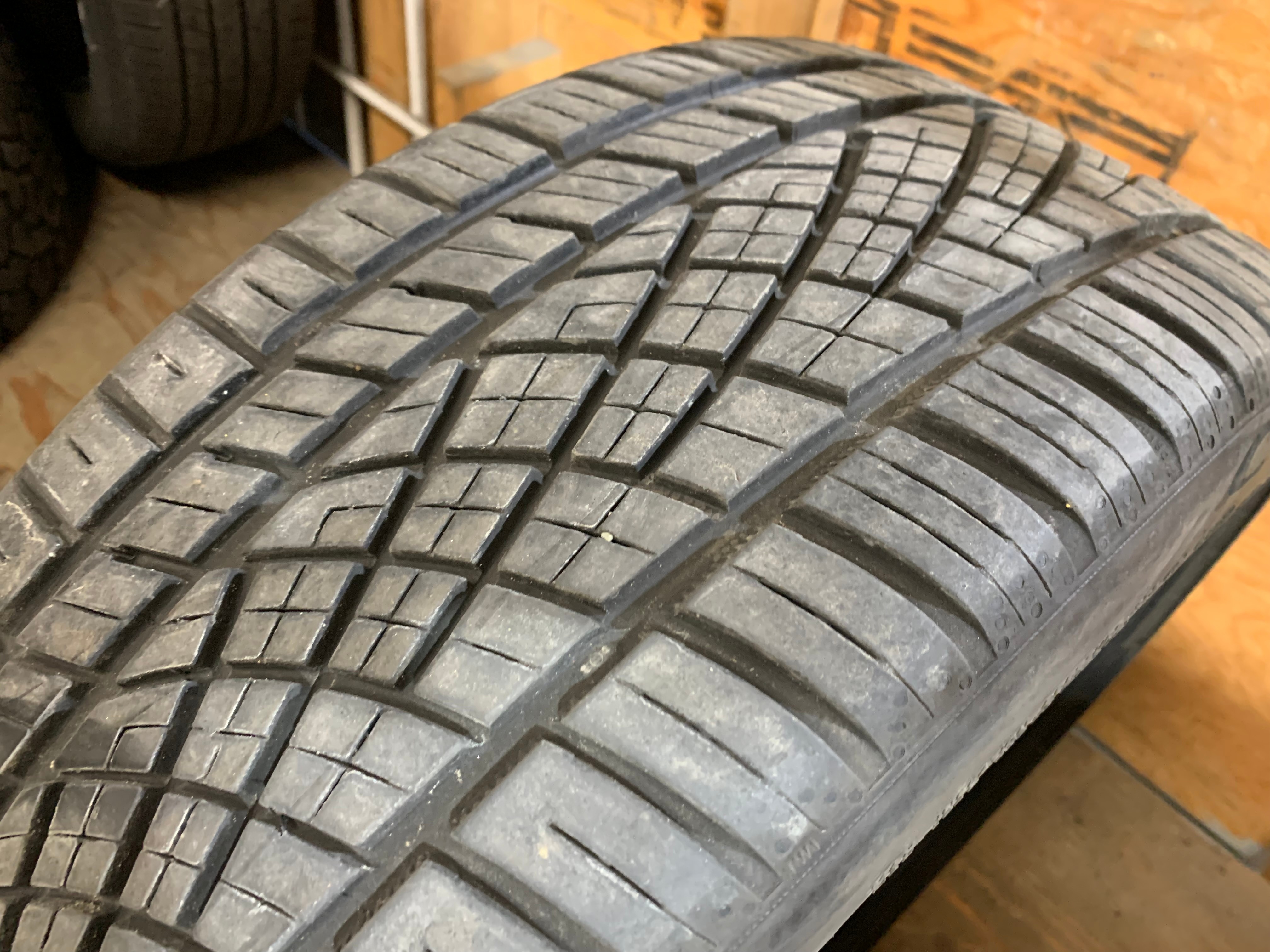1 X single 225/40/19 Conti extreme contact DWS 06+ w 80% tread - photo 4