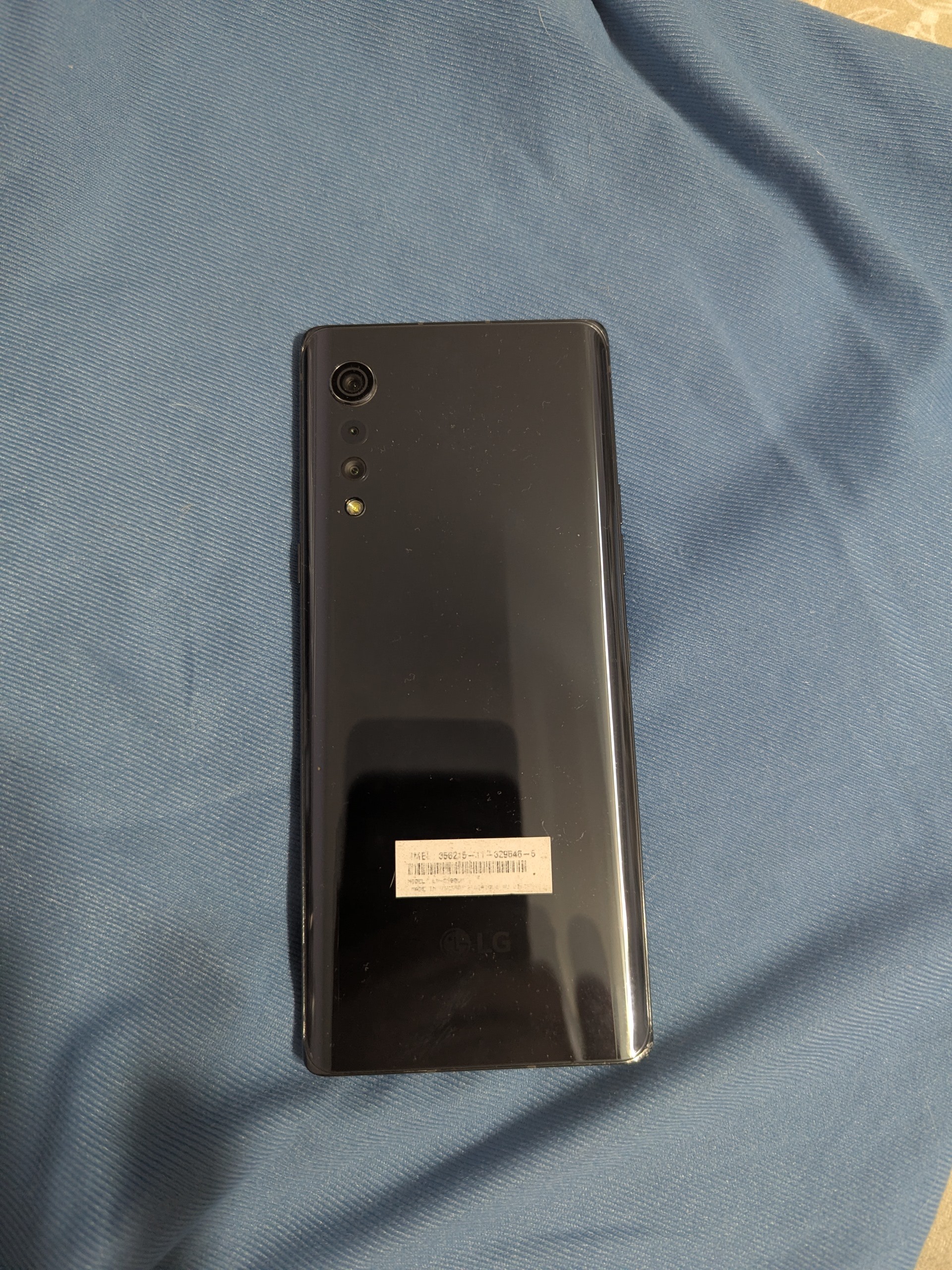LG Velvet Unlocked Cell Phone - photo 3
