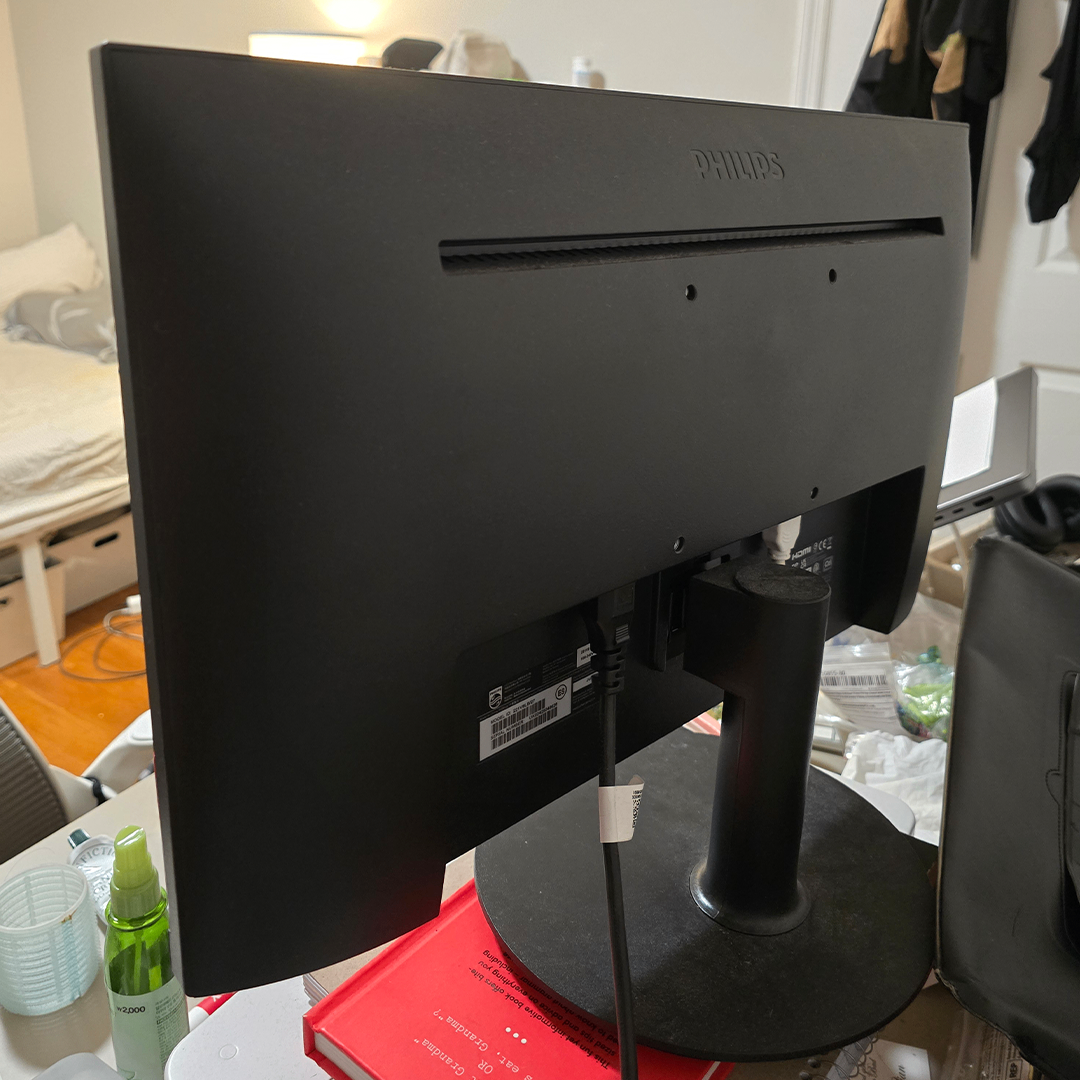 Philips 22” Monitor – MUST GO THIS WEEKEND - photo 2