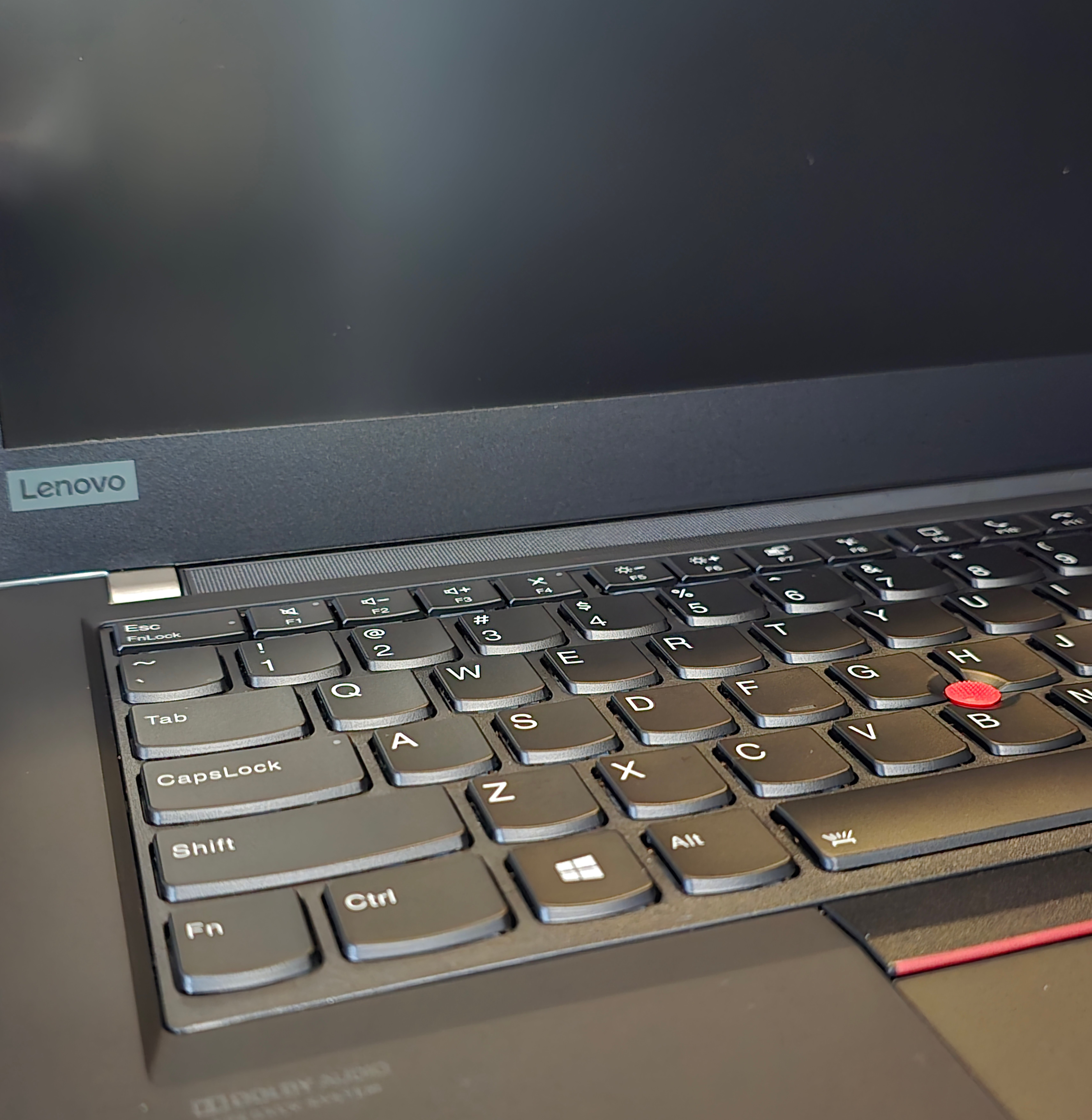 Excellent Condition Lenovo ThinkPad T14 Laptop - black - photo 3