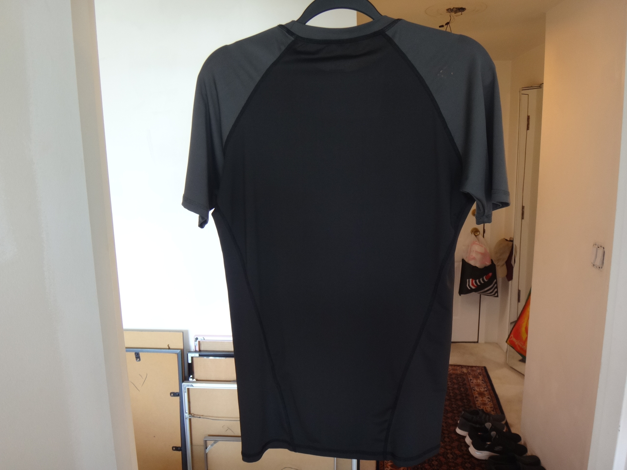 ✅👍🆕RIPZONE Small Stretch SPF 40 Swim Surf Compression T-Shirt - photo 5