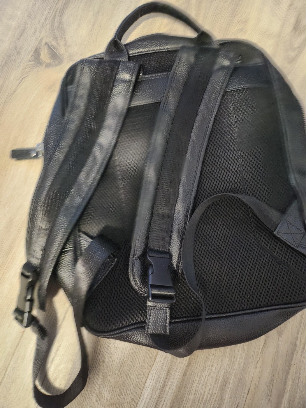 Genuine leather backpack - photo 2