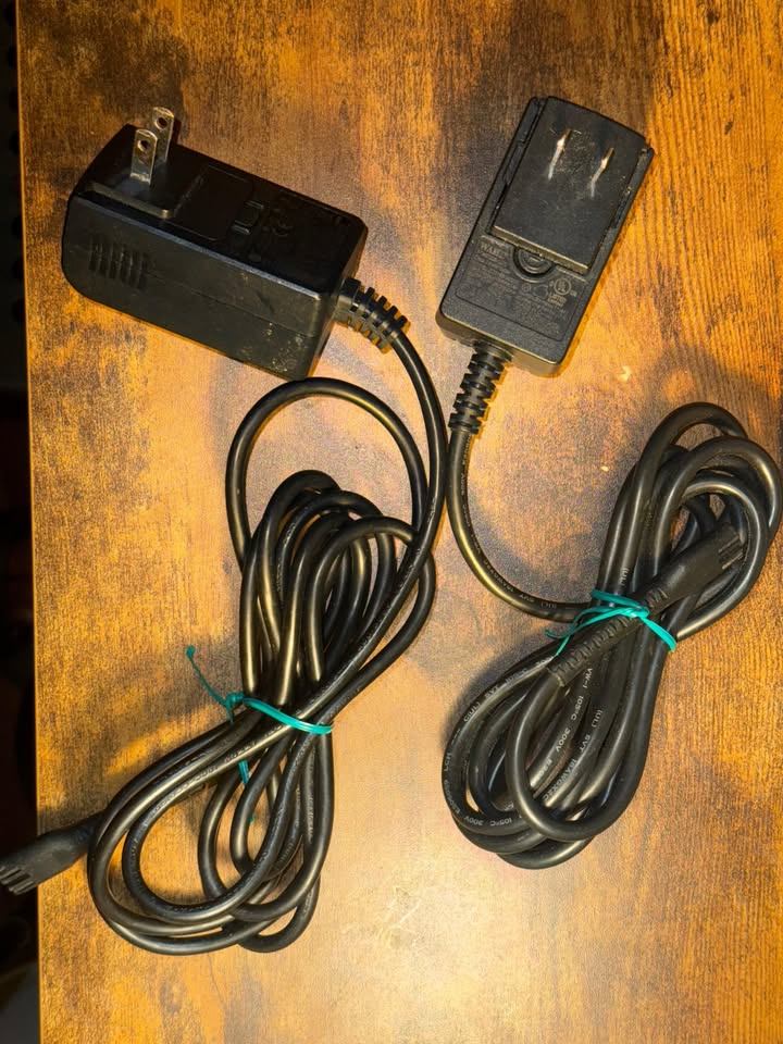 Trimmer Charger