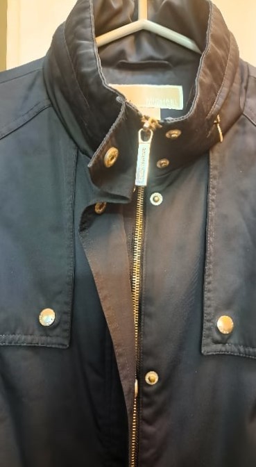 Authentic Michael Kors Utility Jacket, Small Excellent Condition - photo 2