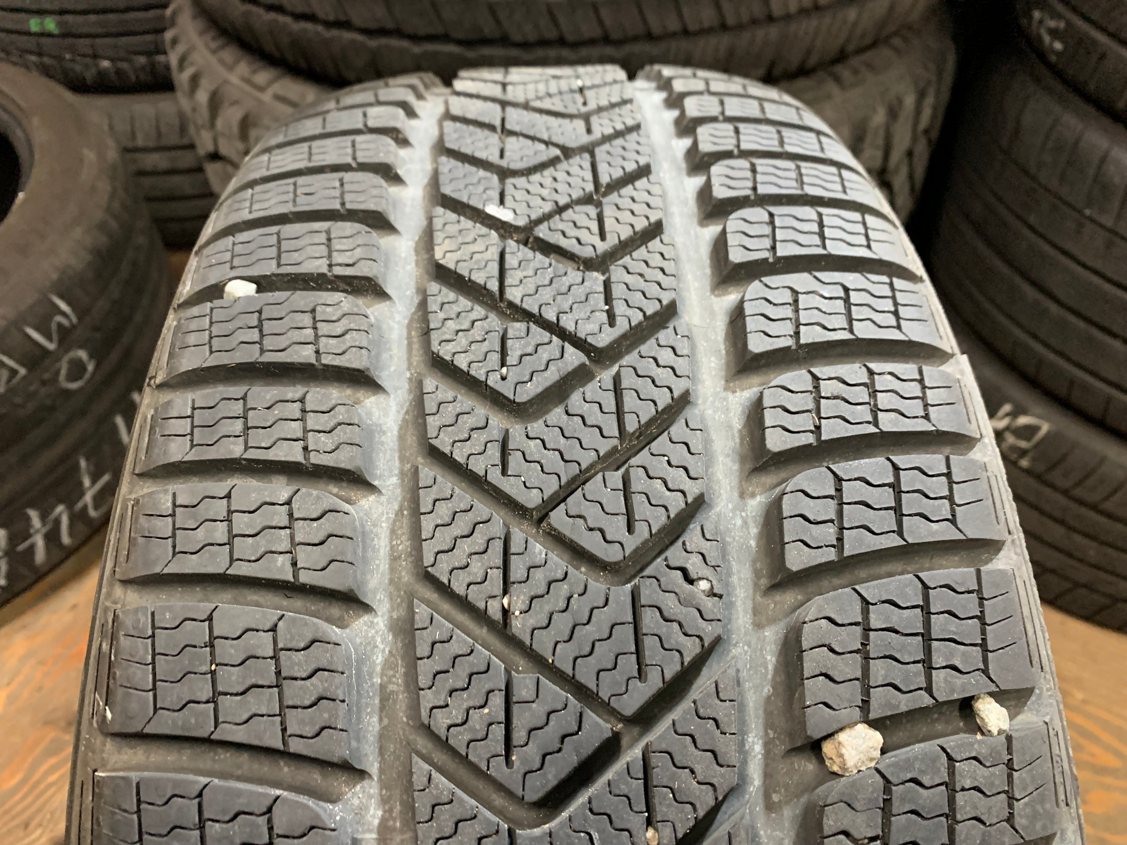1 X single 255/45/19 M+S Pirelli Sottozero 3 T1 elect w 90% - photo 3
