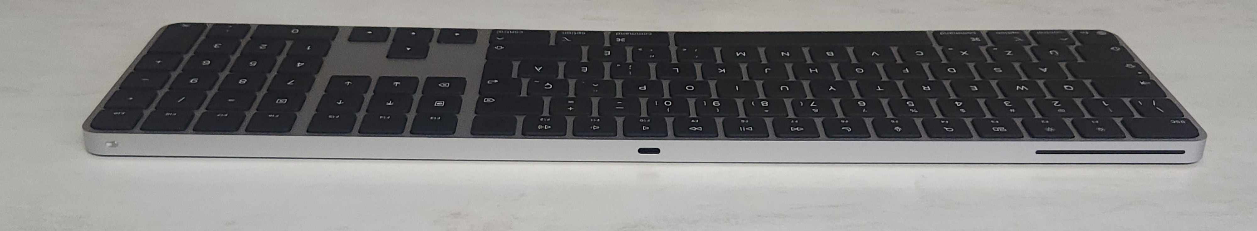 Apple Magic Keyboard (Black/USB-C/Touch ID) & Magic Mouse - photo 2
