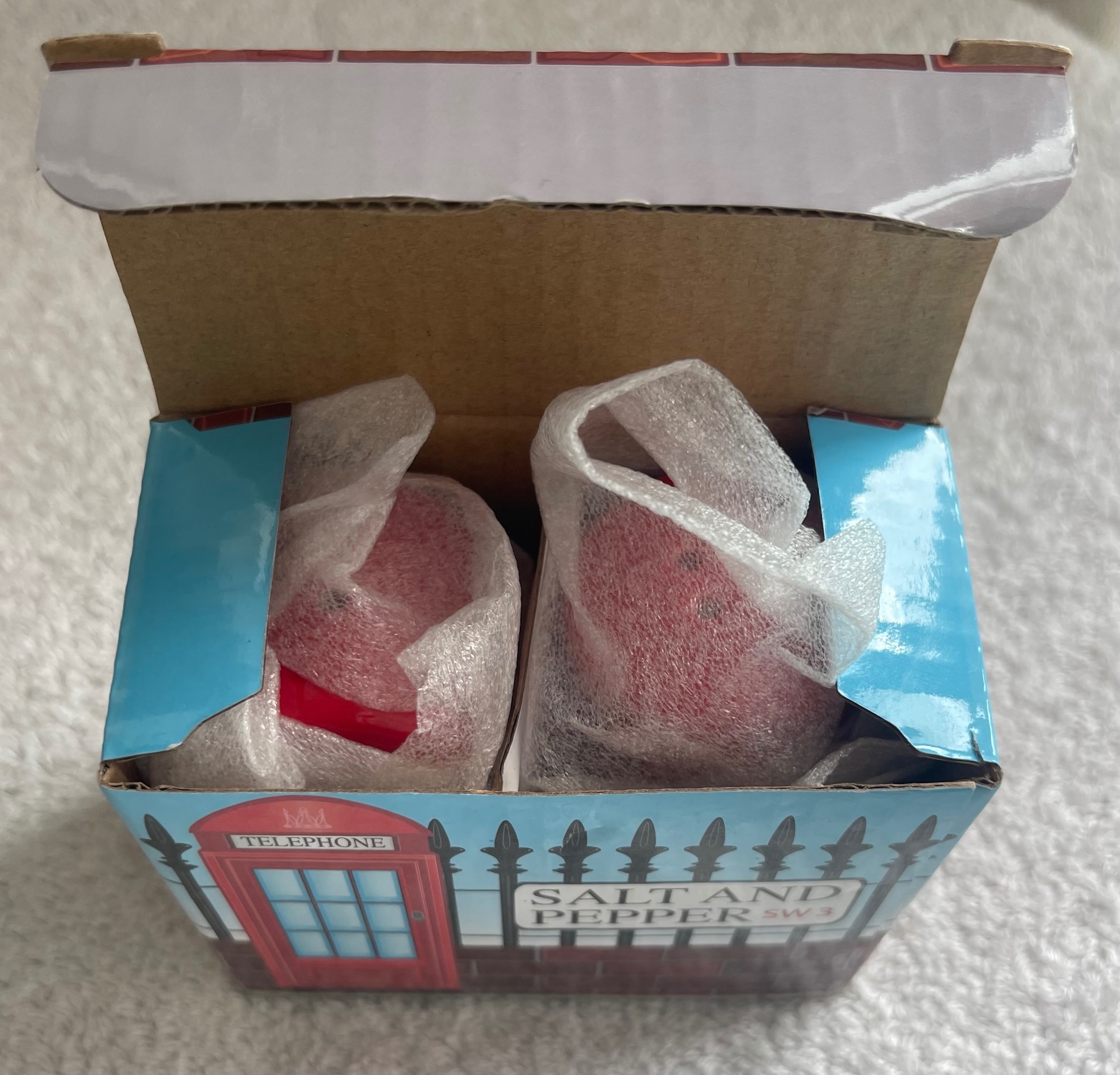 NEW London Red Telephone Booth & Post Box Salt/Pepper Set - photo 4