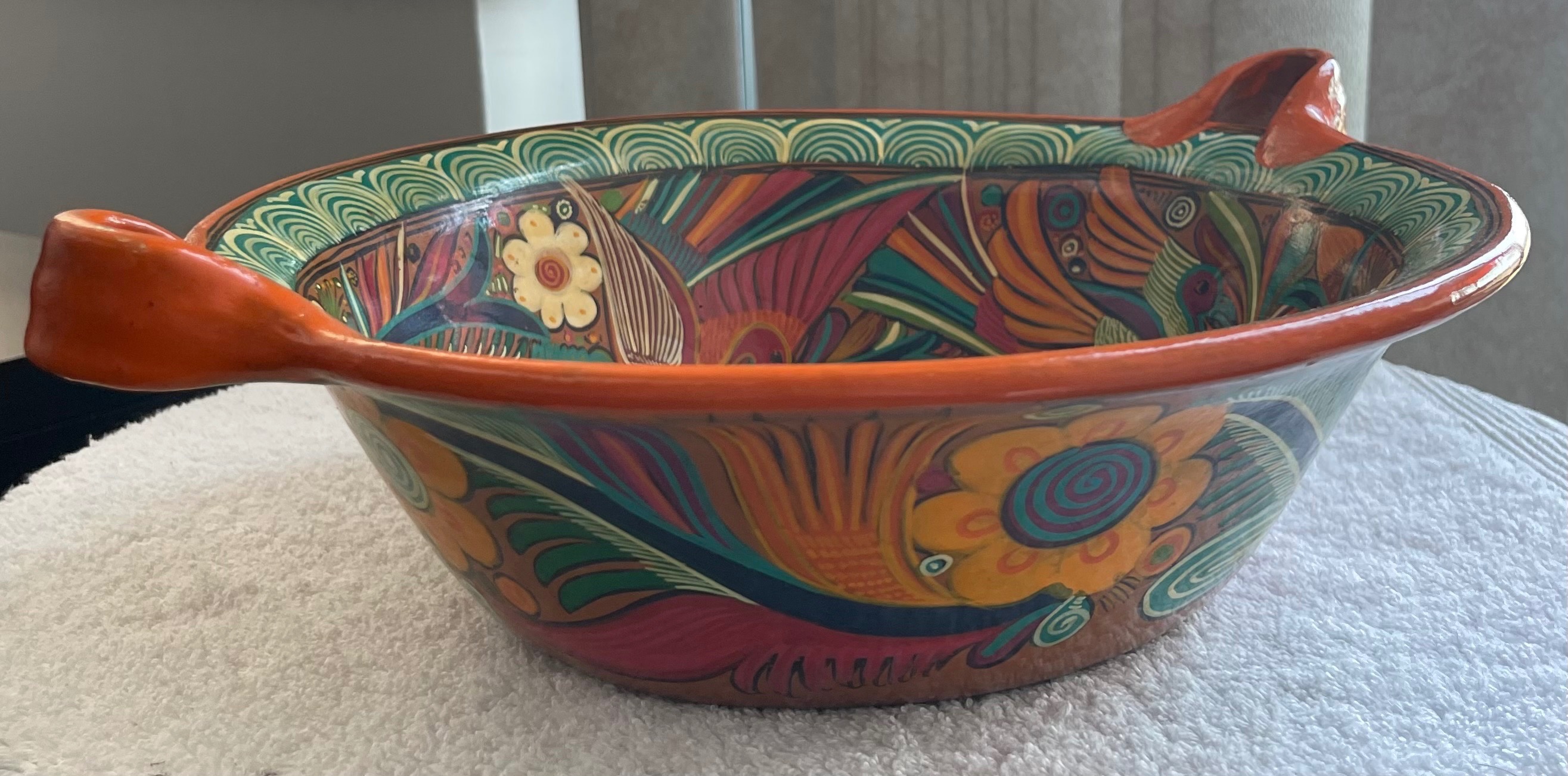 Vintage 12" Mexican Hand-Painted Serving Bowl - photo 3