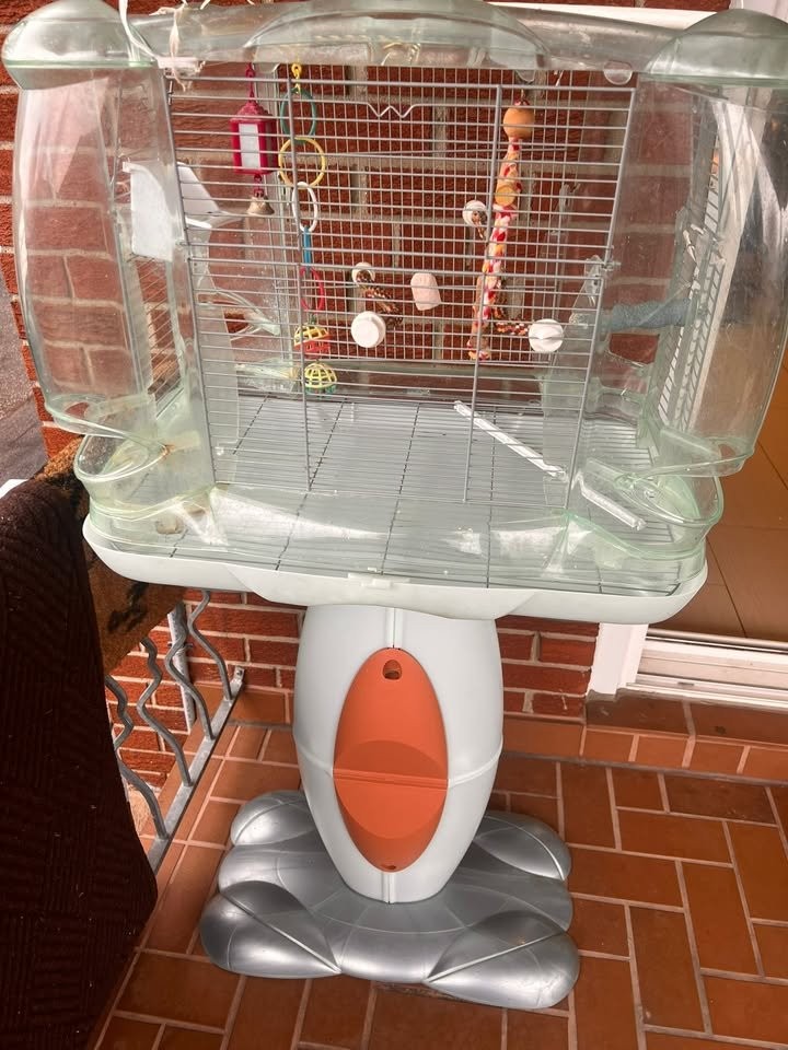 Hagen Vision Bird Cage w/Stand & Lots of Accessories - photo 2