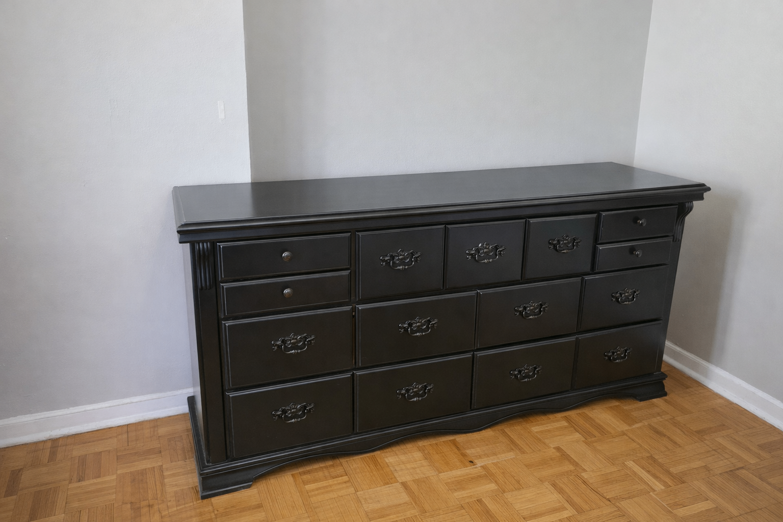 Large Black Dresser with Multiple Drawers – Solid & Spacious