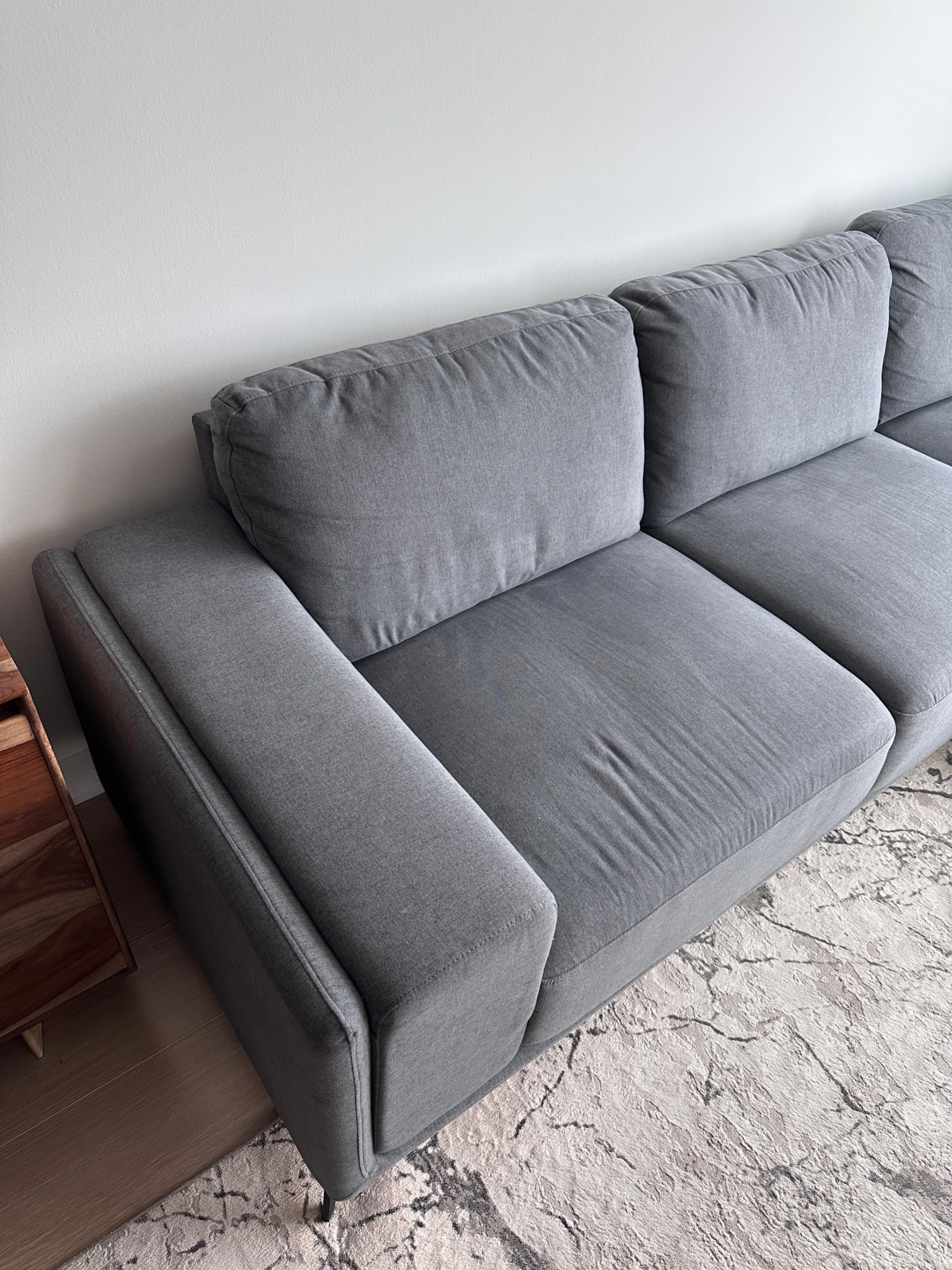 Large sectional sofa - photo 4