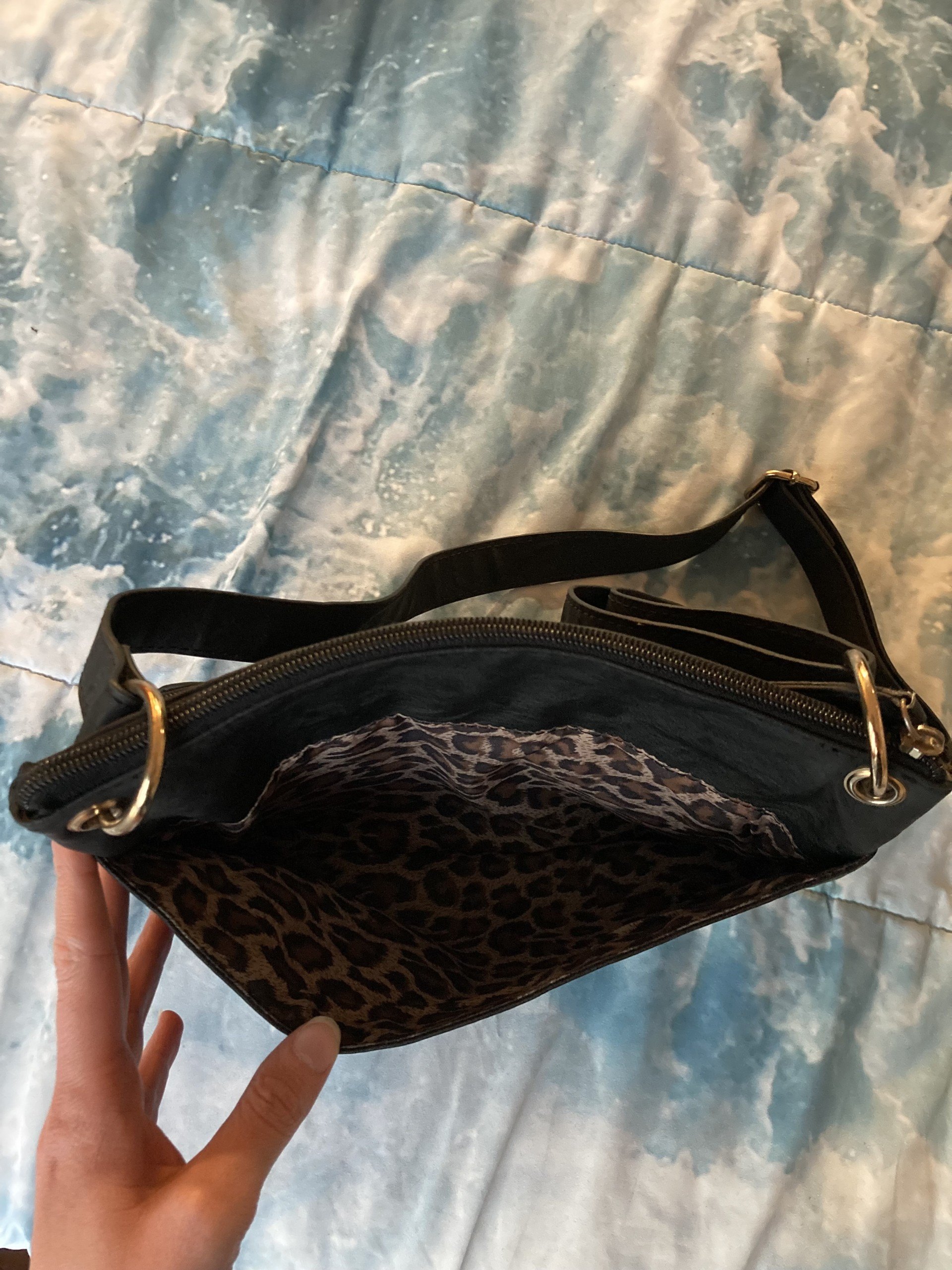 Black faux leather Fiorelli crossbody purse - photo 4