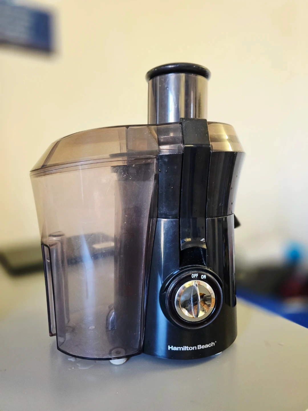 🛑8 HOURS LEFT🛑 Hamilton Beach Big Mouth Juice Extractor - photo 2