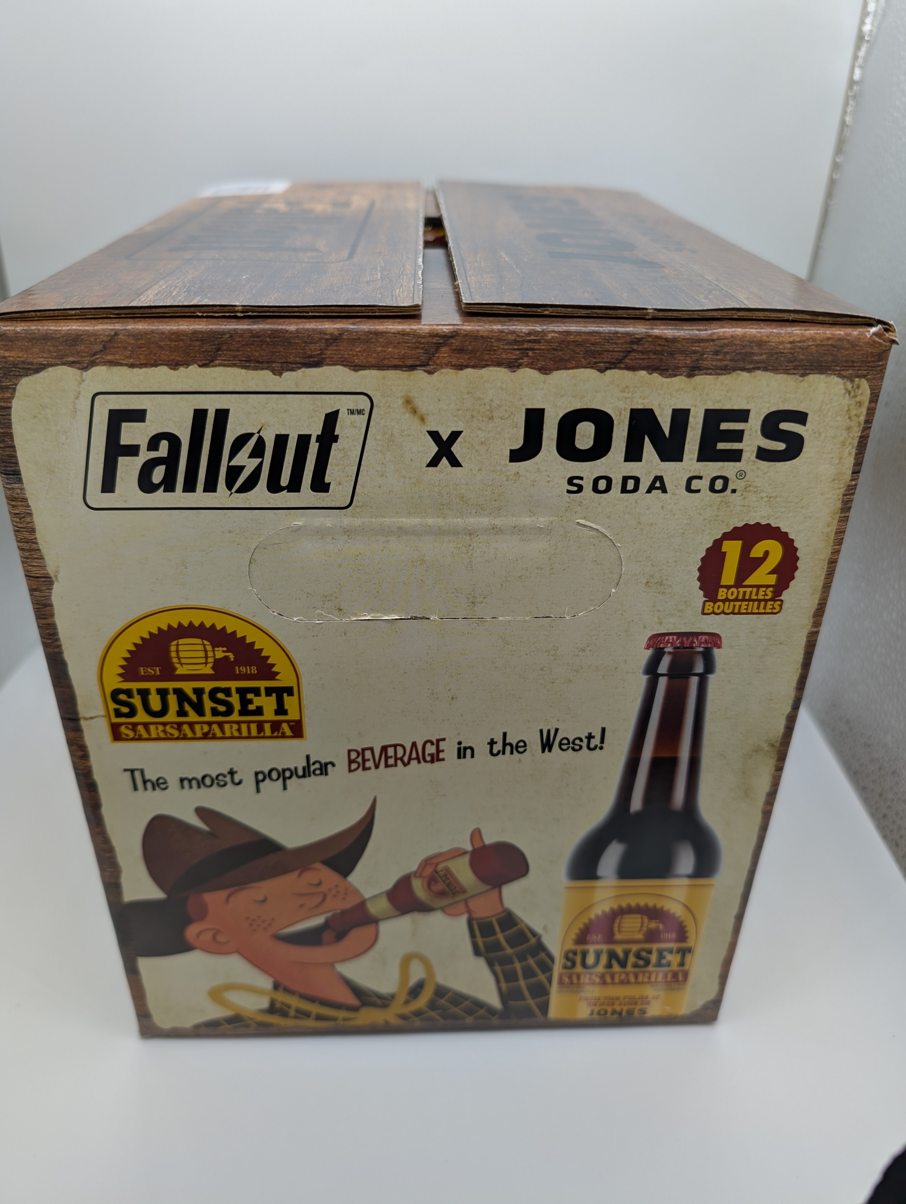 ☢️🥤Fallout Exclusive Jones Soda Sunset Sarsaparilla 12-Pack 🥤☢️ - photo 3