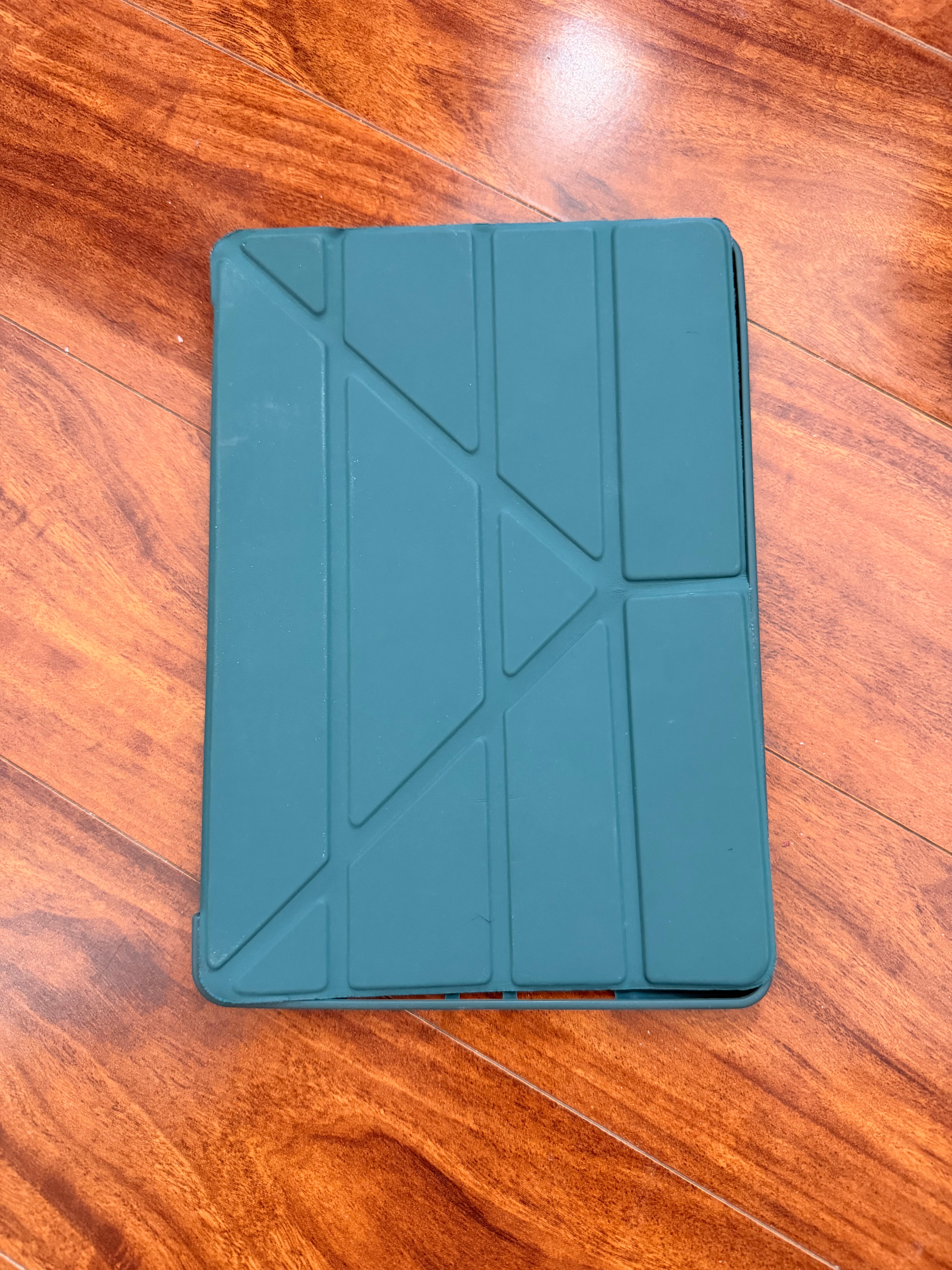 iPad 8 case, Y-Fold Design, Deformable Multi-Angle Stand