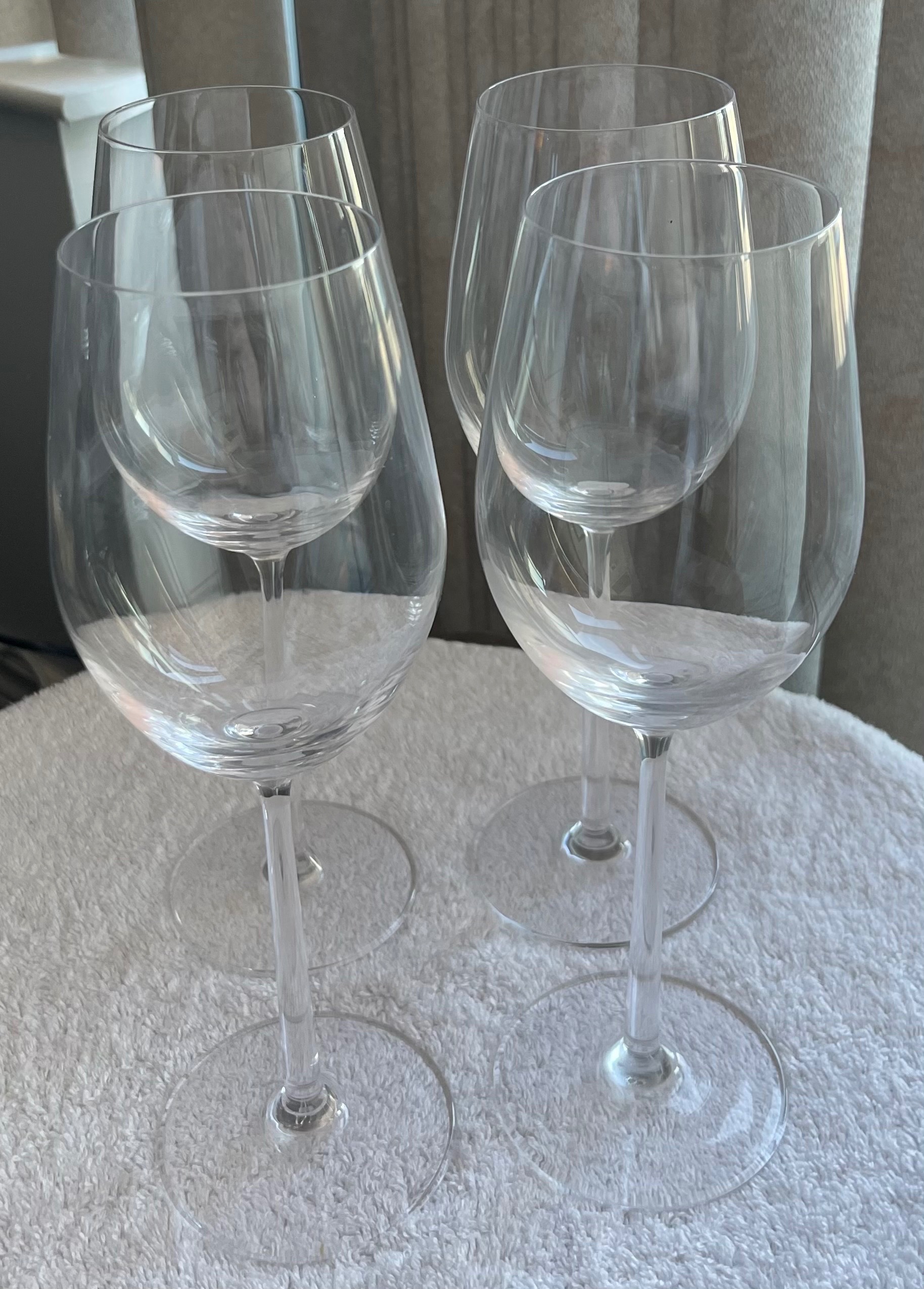 Set of 4 Lucaris "Beaujolais" Shanghai Soul Crystal Glasses