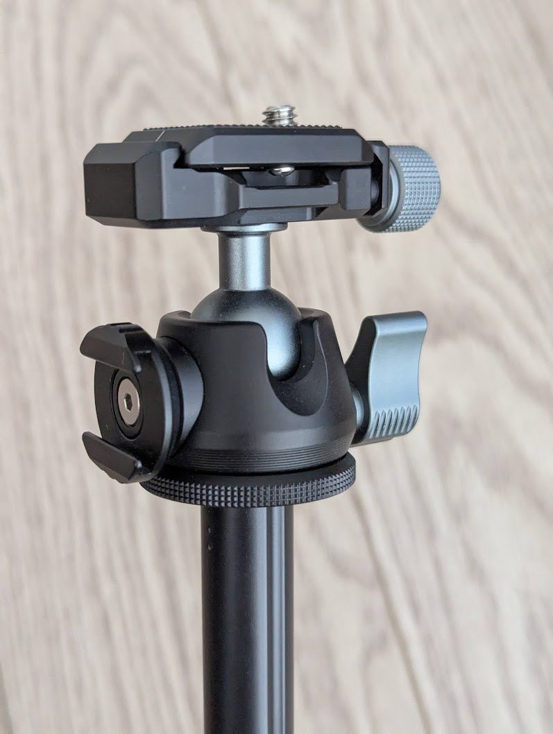 ULANZI MT-47 Aluminum Compact Travel Tripod - photo 3