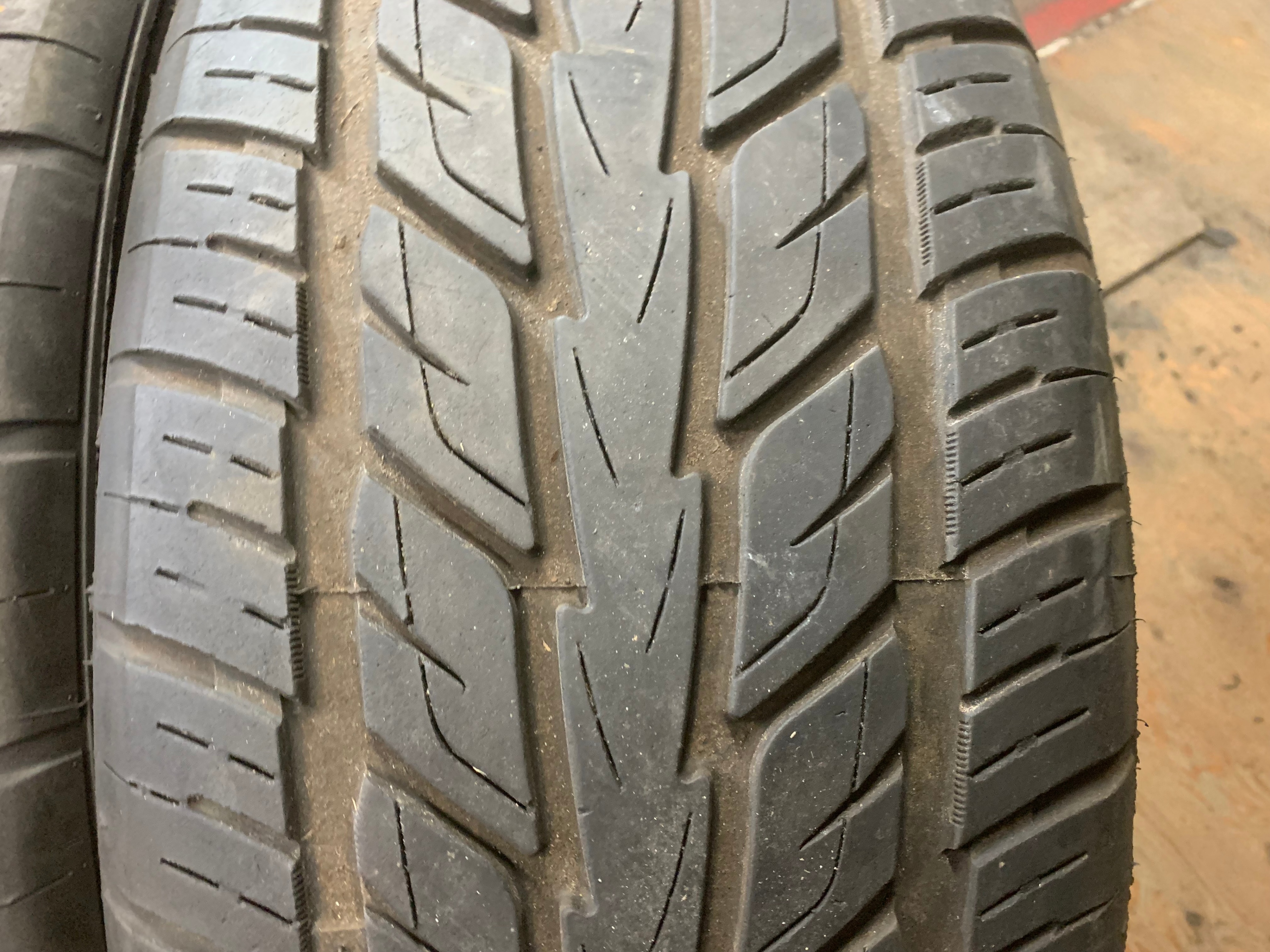 Pair of 275/40/22 XL 107W M+S Fronway Eurus 07 with 80% tread - photo 3