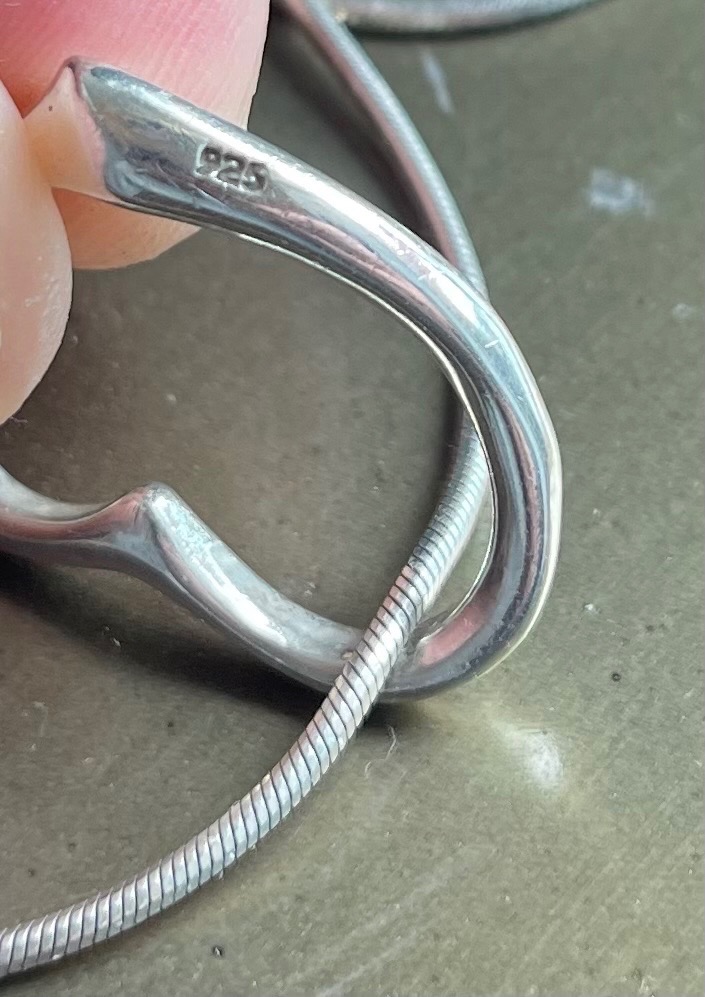 Vintage 23" Sterling Silver Snake Chain & Floating Heart - photo 2
