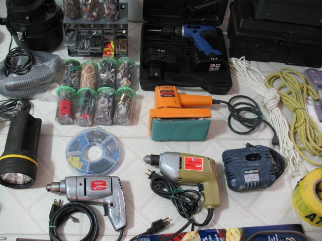 400 plus Hand Tools, Power Tools, 1000's of Fasteners - photo 3