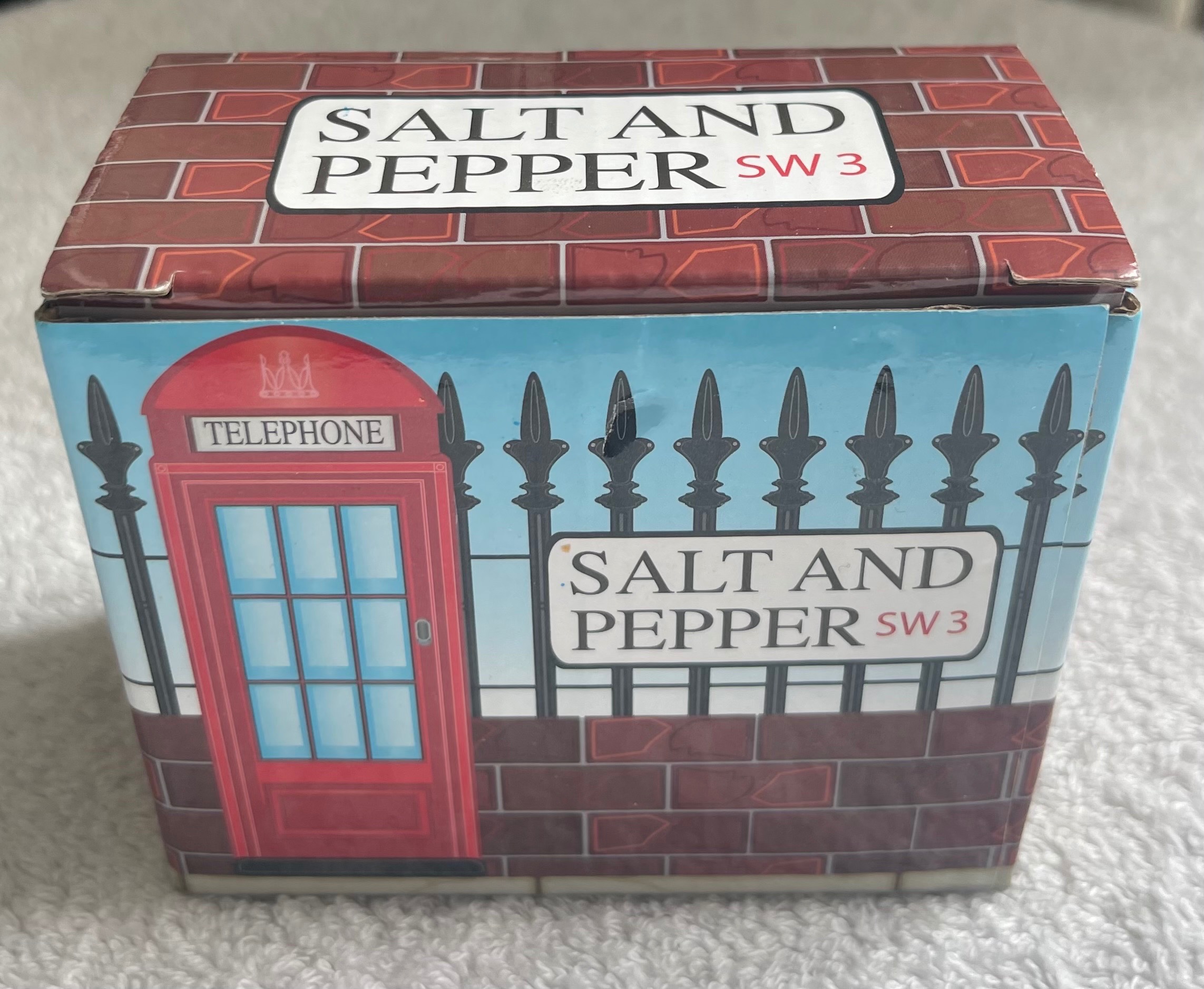 NEW London Red Telephone Booth & Post Box Salt/Pepper Set - photo 5