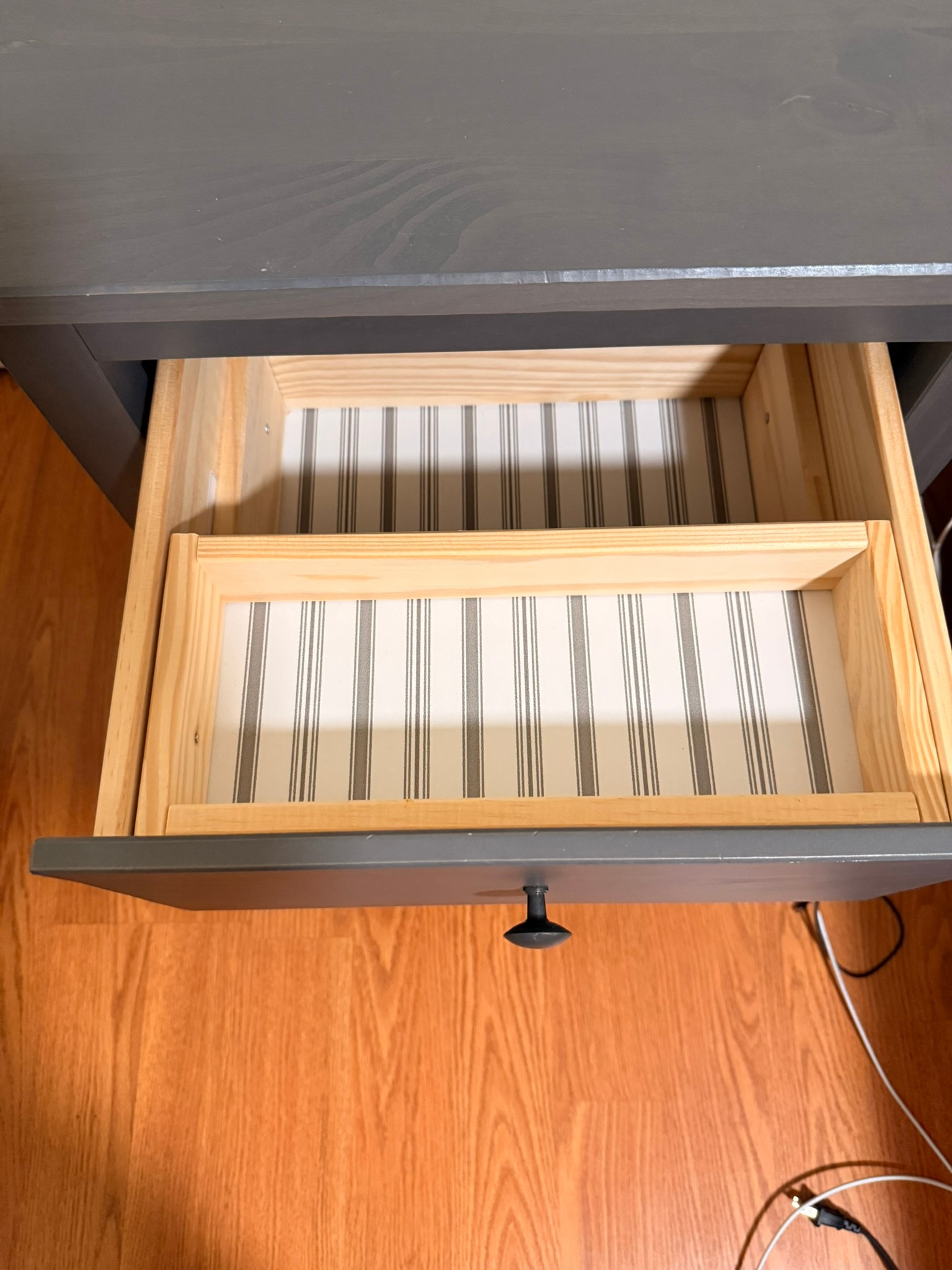Gray 2-Drawer Nightstand – Excellent Condition - photo 2