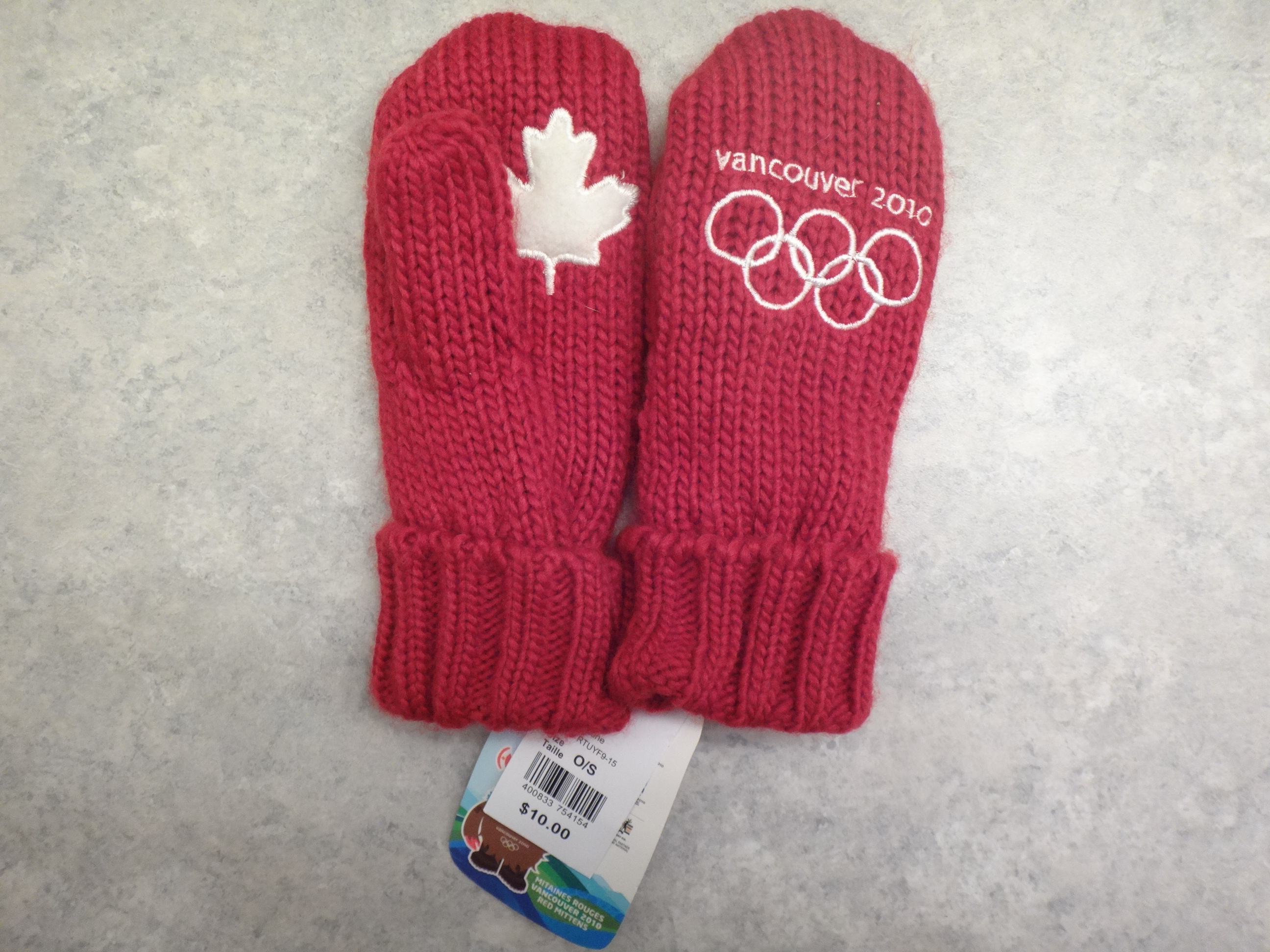 ✅🆕HBC Hudson's Bay Kids Vancouver 2010 Olympics Red Mittens NEW