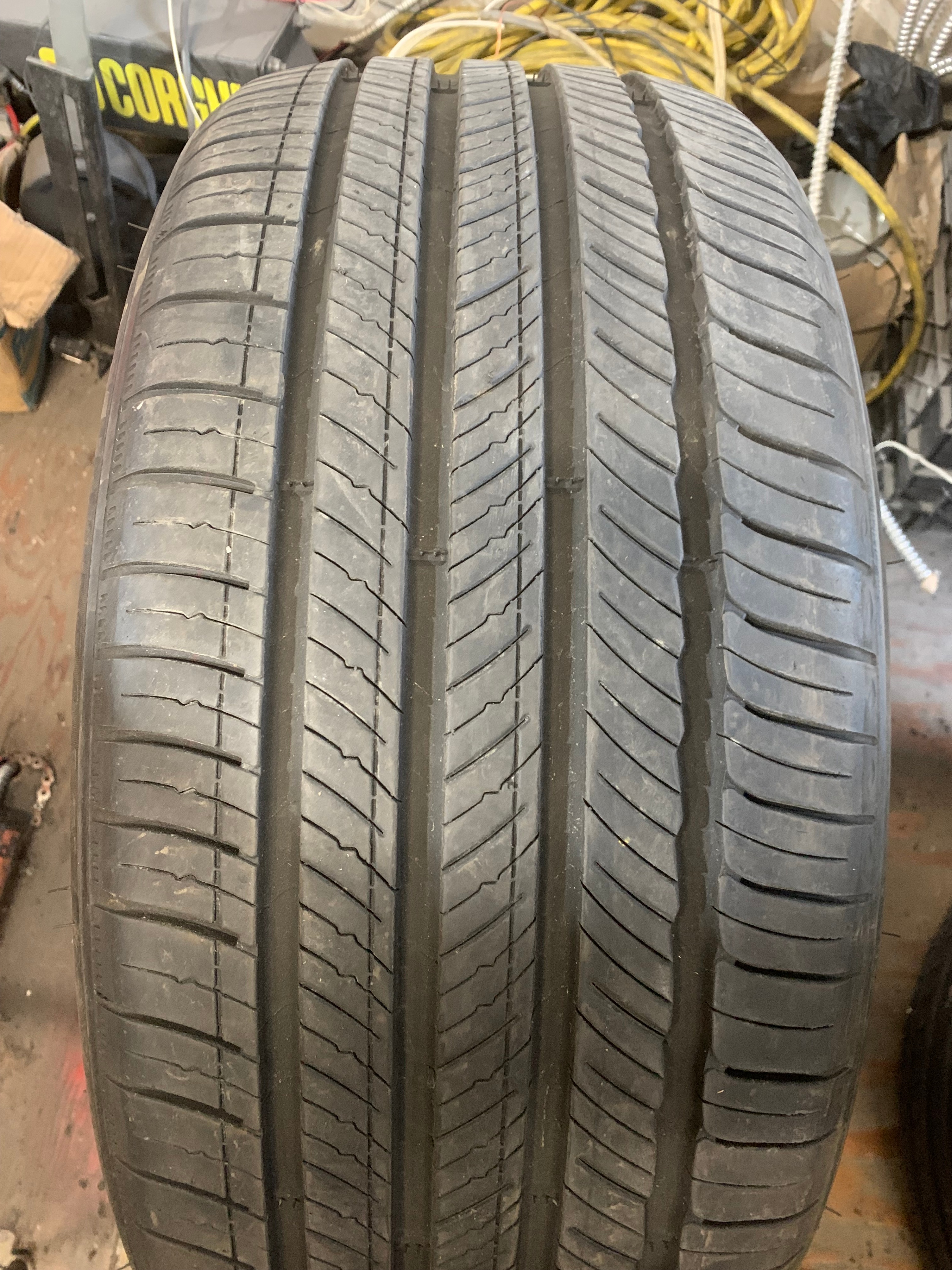 SET of 255/40/21 Michelin Primacy Tour A/S GOE New Take OFFS