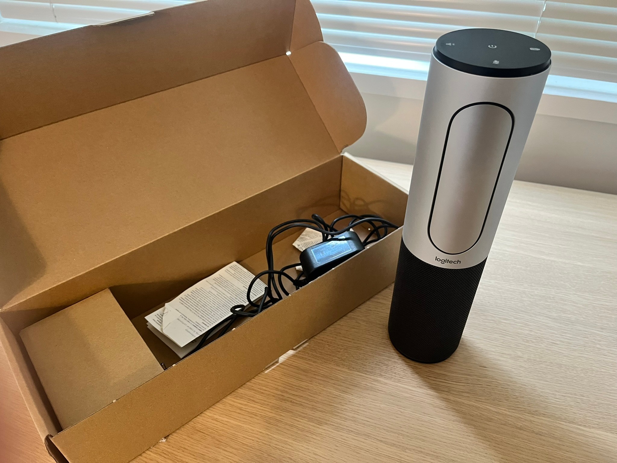 Logitech Connect Portable Conference Webcam
