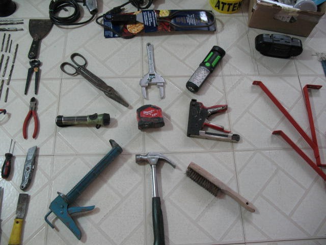 400 plus Hand Tools, Power Tools, 1000's of Fasteners - photo 2