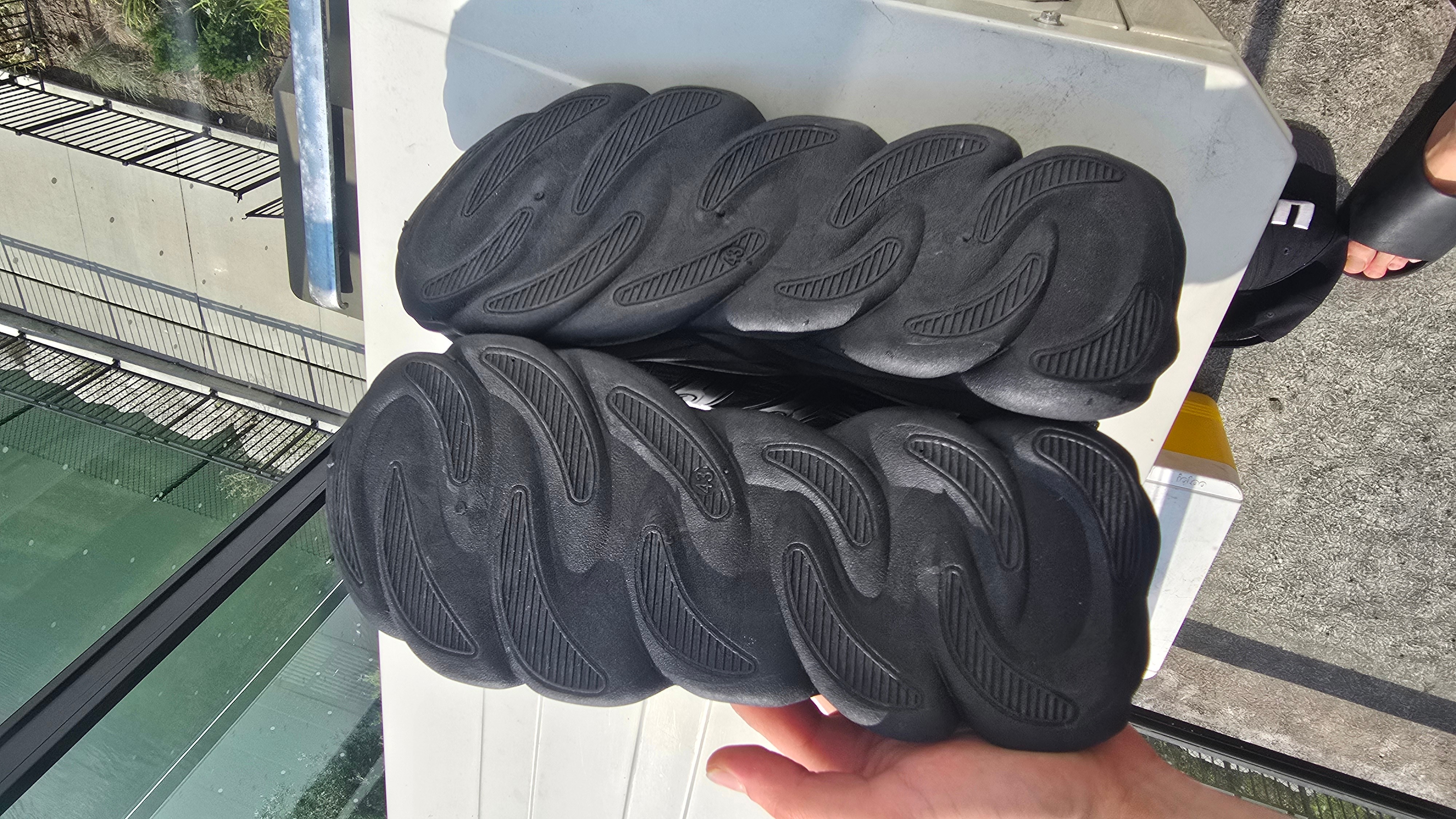 Black Chunky Sneakers Size EU 43 (US 9.5–10) – Brand New - photo 4