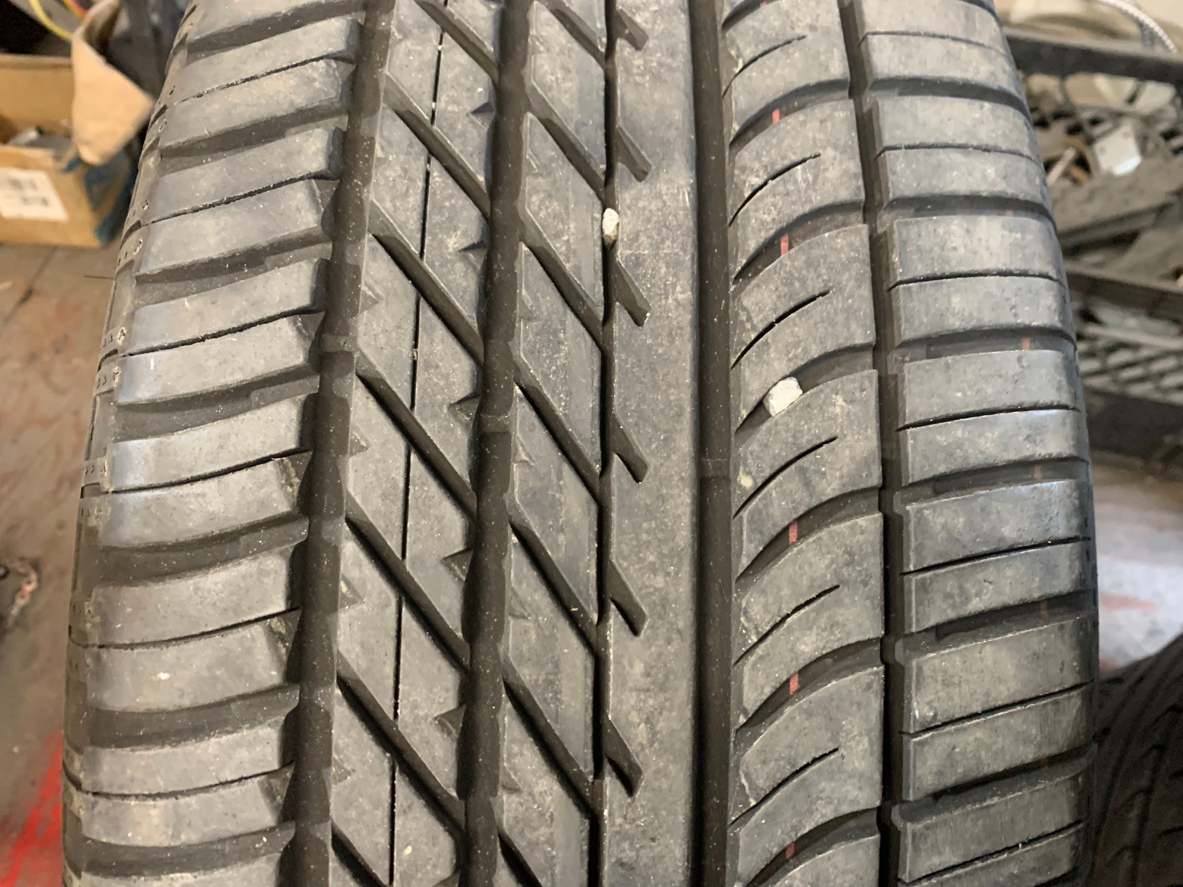 1 X single 235/50/20 Goodyear Eagle F1-AT SUV 4X4 with 90% tread - photo 2