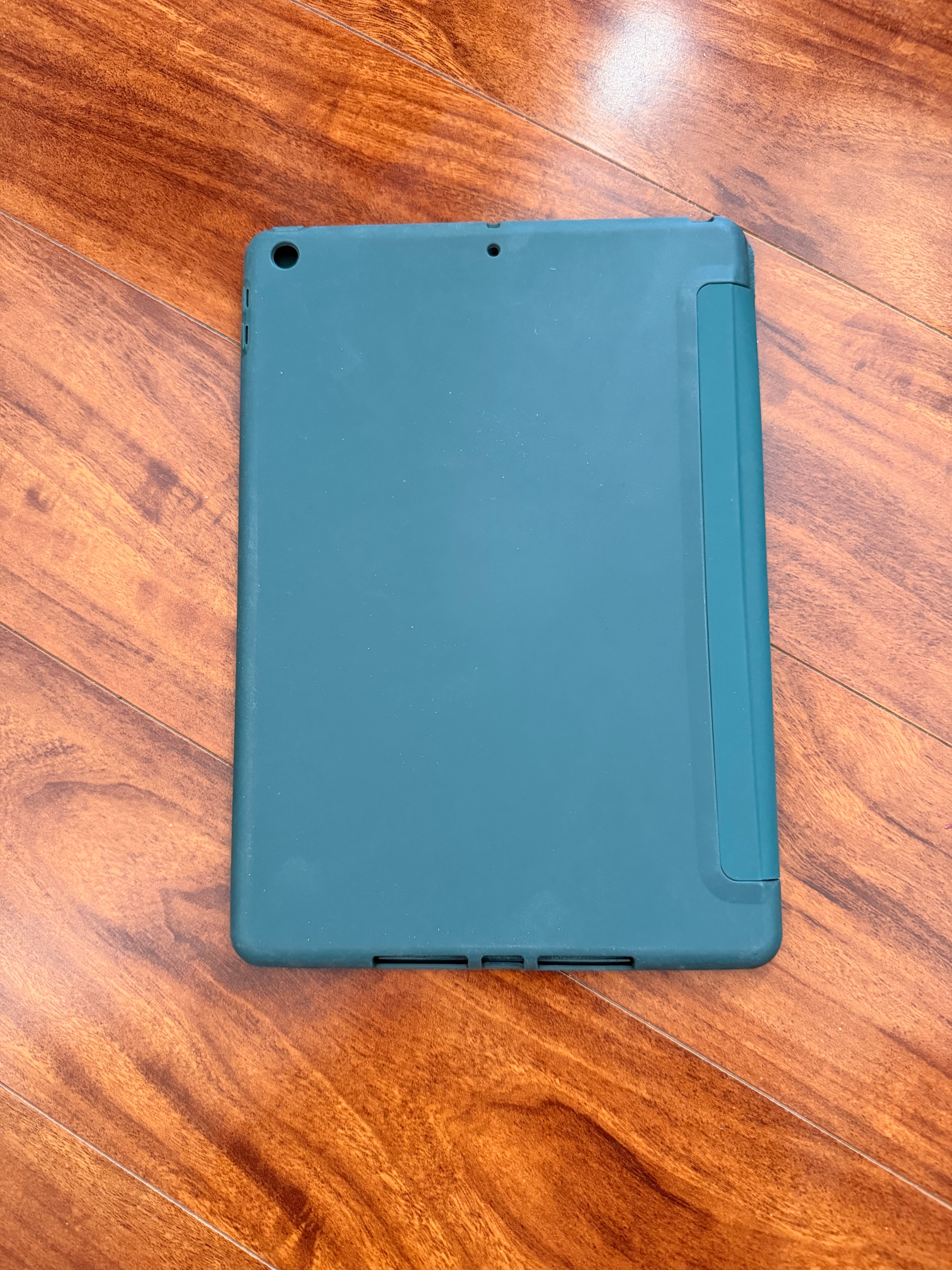 iPad 8 case, Y-Fold Design, Deformable Multi-Angle Stand - photo 2