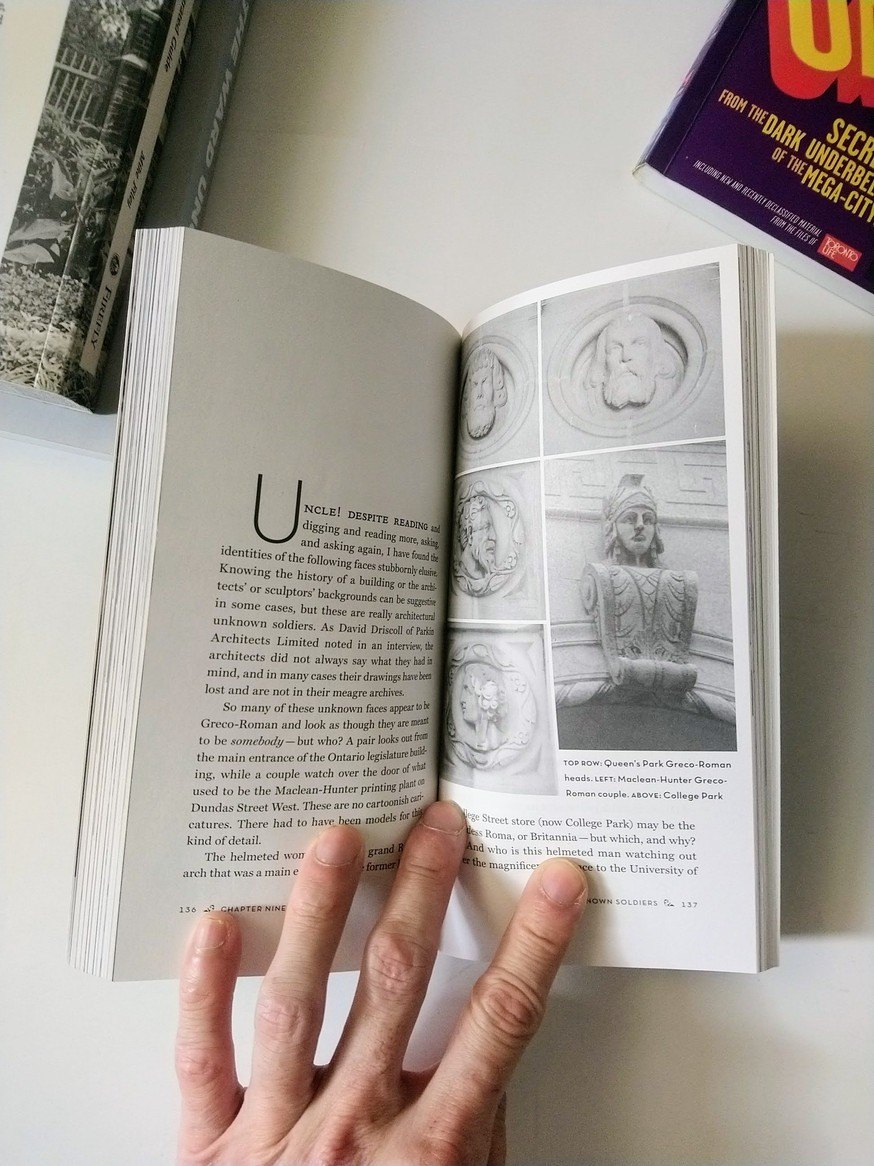 Toronto History books! - photo 4