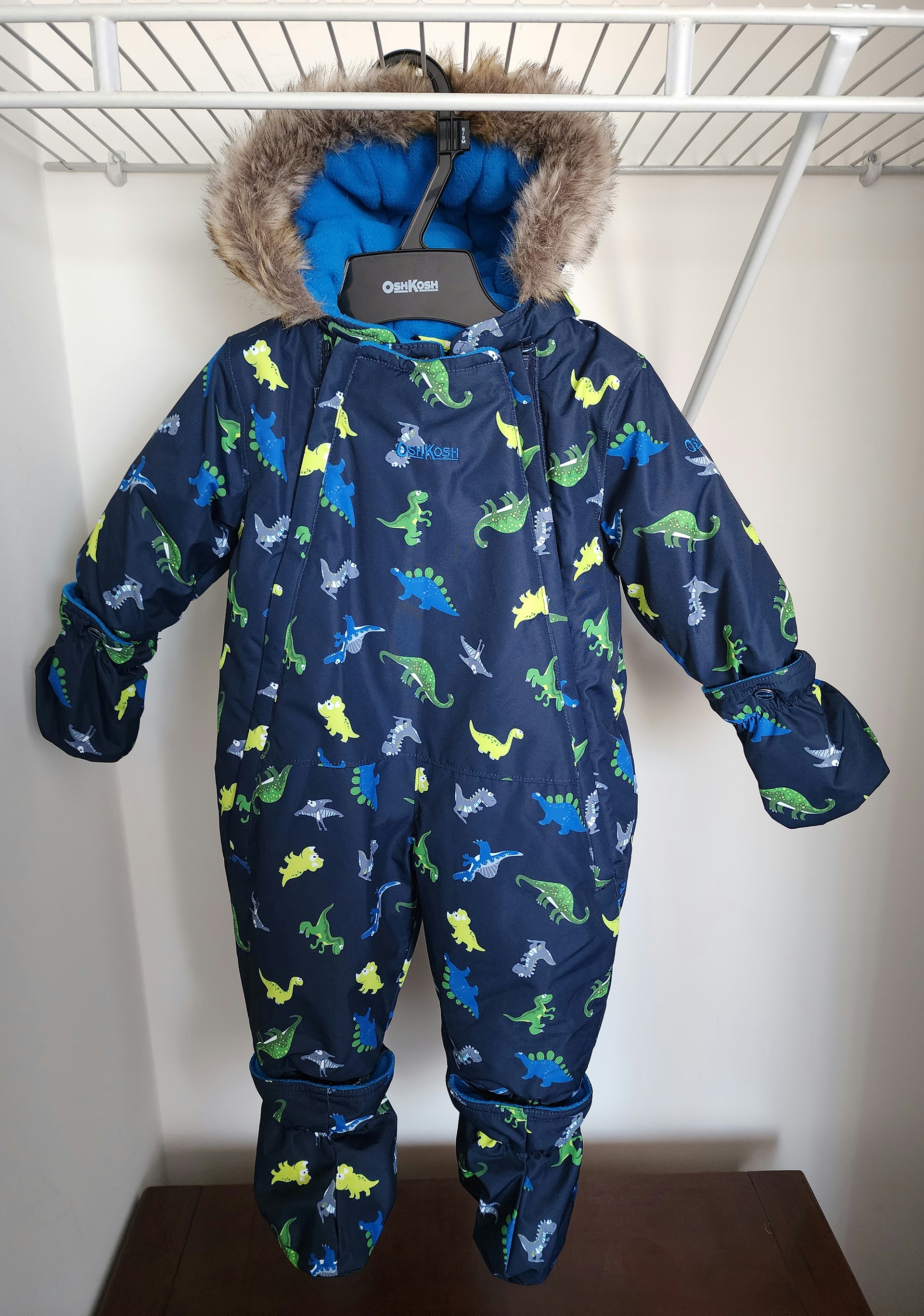 Bundle Deal - TWO Carter's OshKosh Snowsuits (Brand New) - photo 4