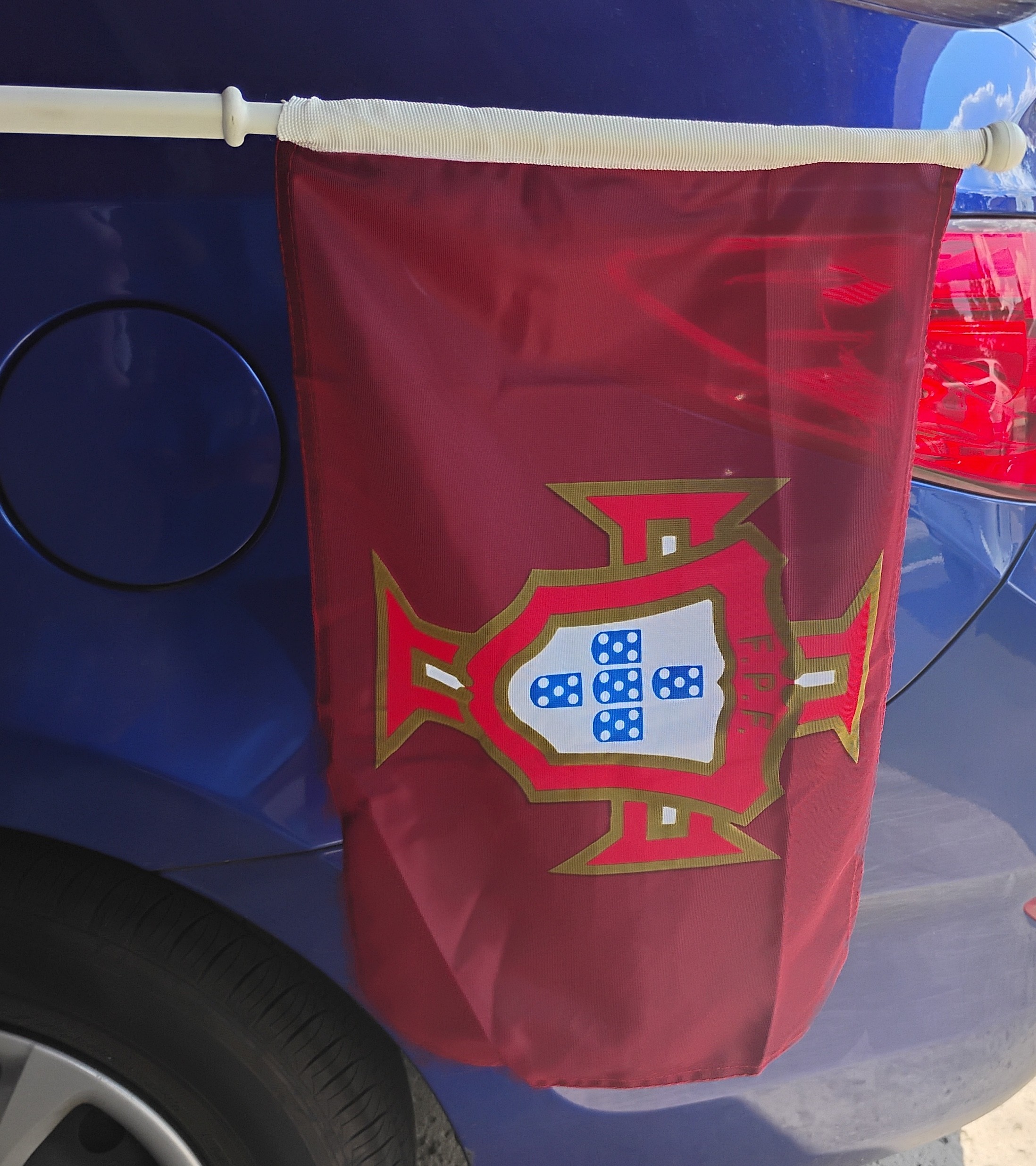 Portugal Flag- Soccer Crest With Car Stick Flag Pole