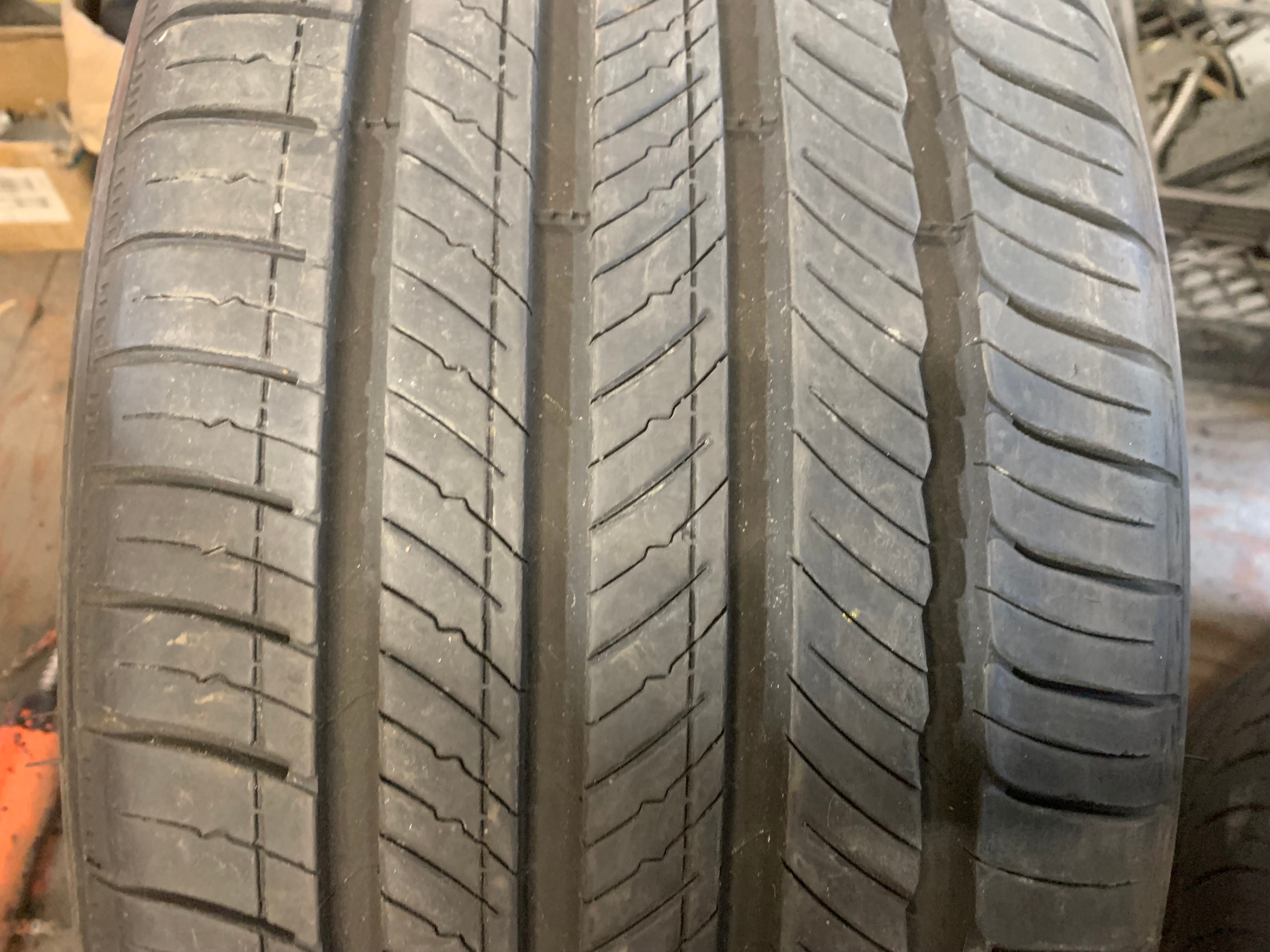 SET of 255/40/21 Michelin Primacy Tour A/S GOE New Take OFFS - photo 2