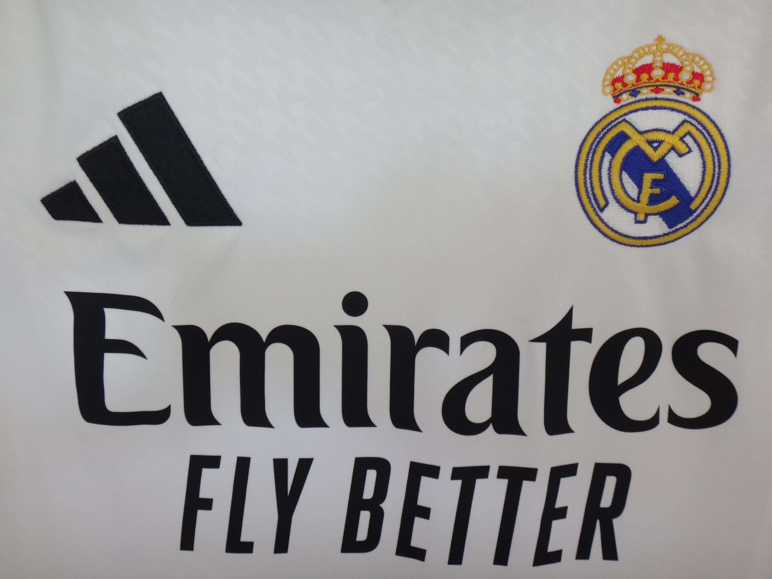 ✅👍🆕adidas Real Madrid Small Slim 2025 Soccer Football Jersey - photo 4