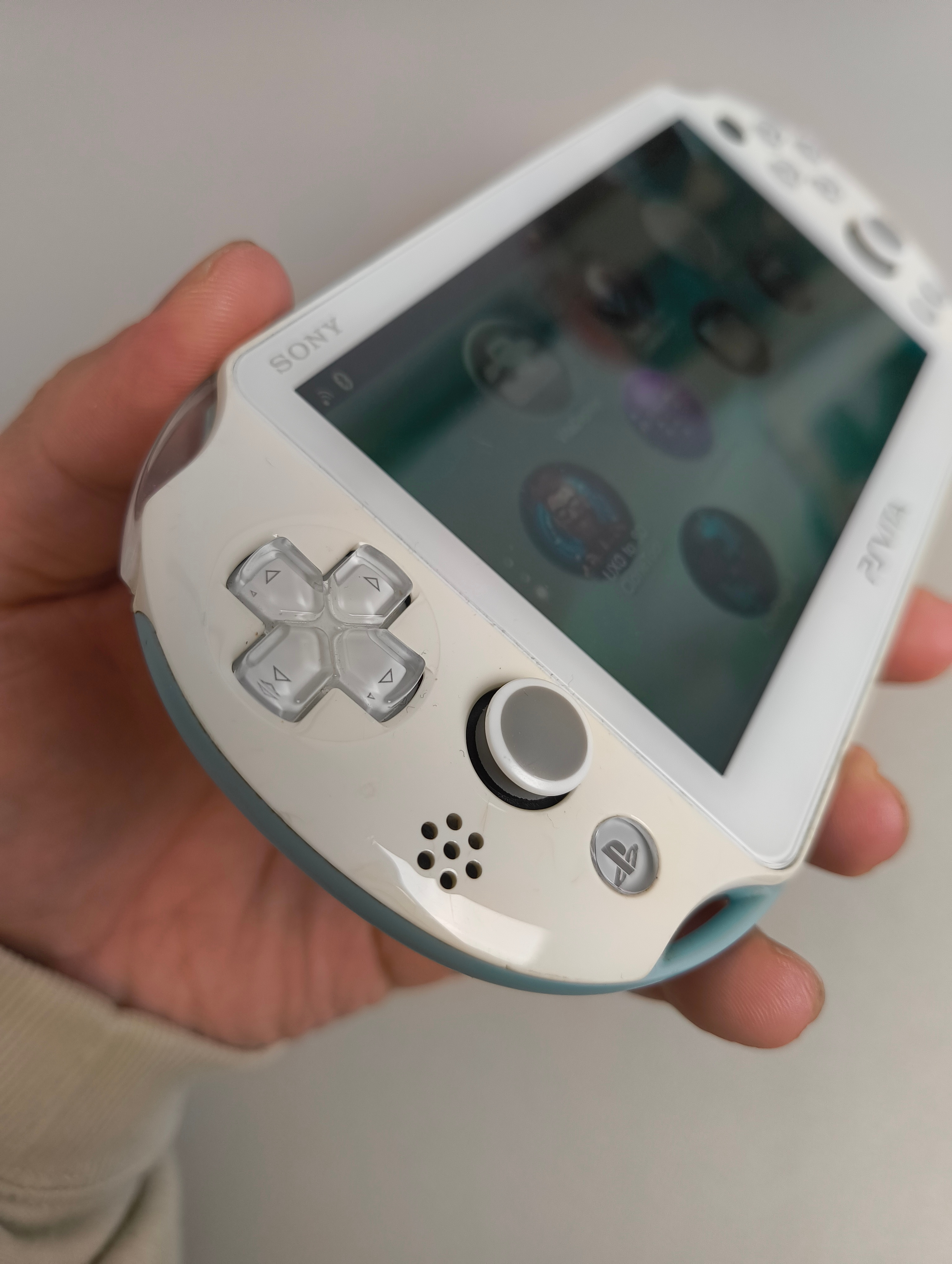 PSVita2000 modded - photo 4