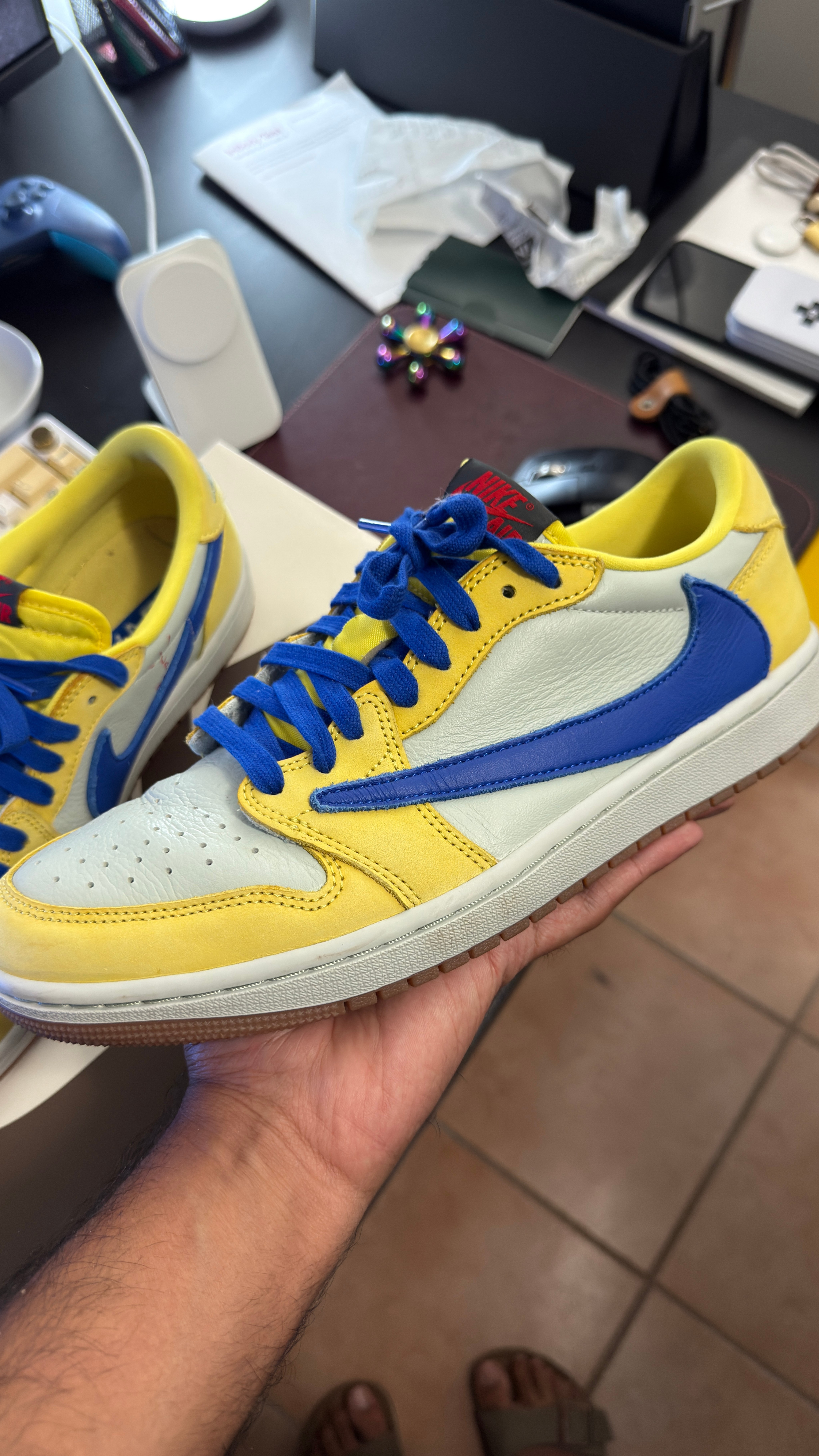 Nike Travis Scott Air Jordan 1 Low OG SP Canary - photo 4