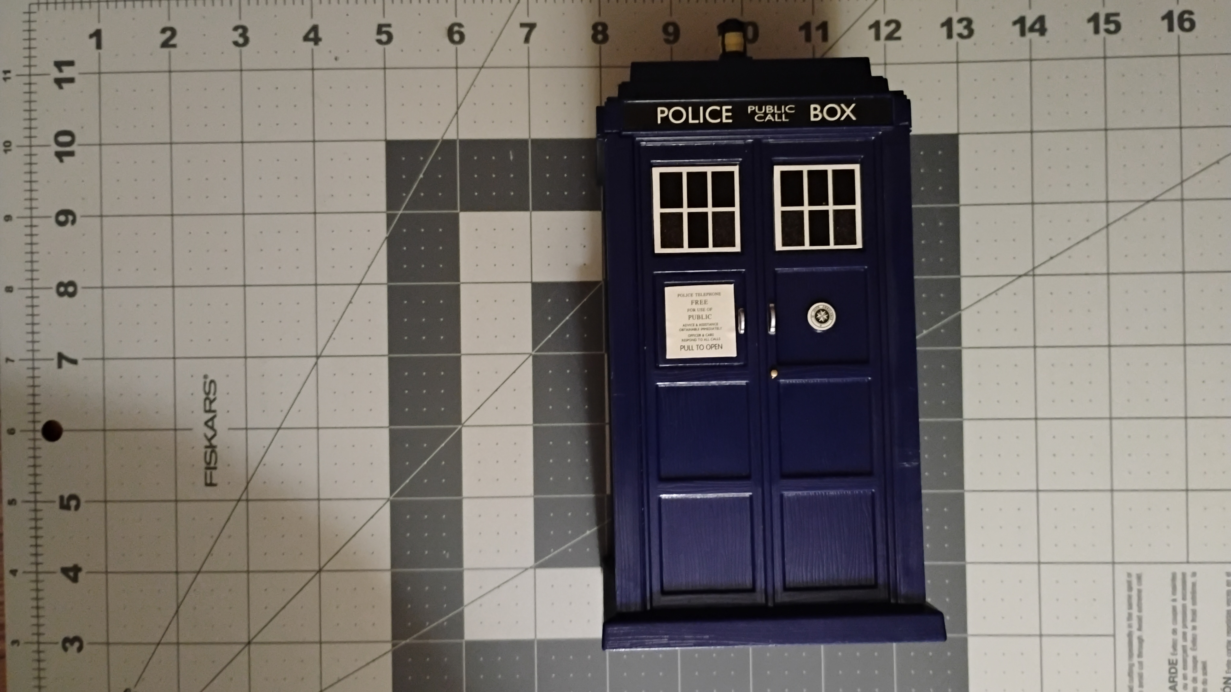 Dr. Who Yahtzee 50th Anniversary Collector’s Edition