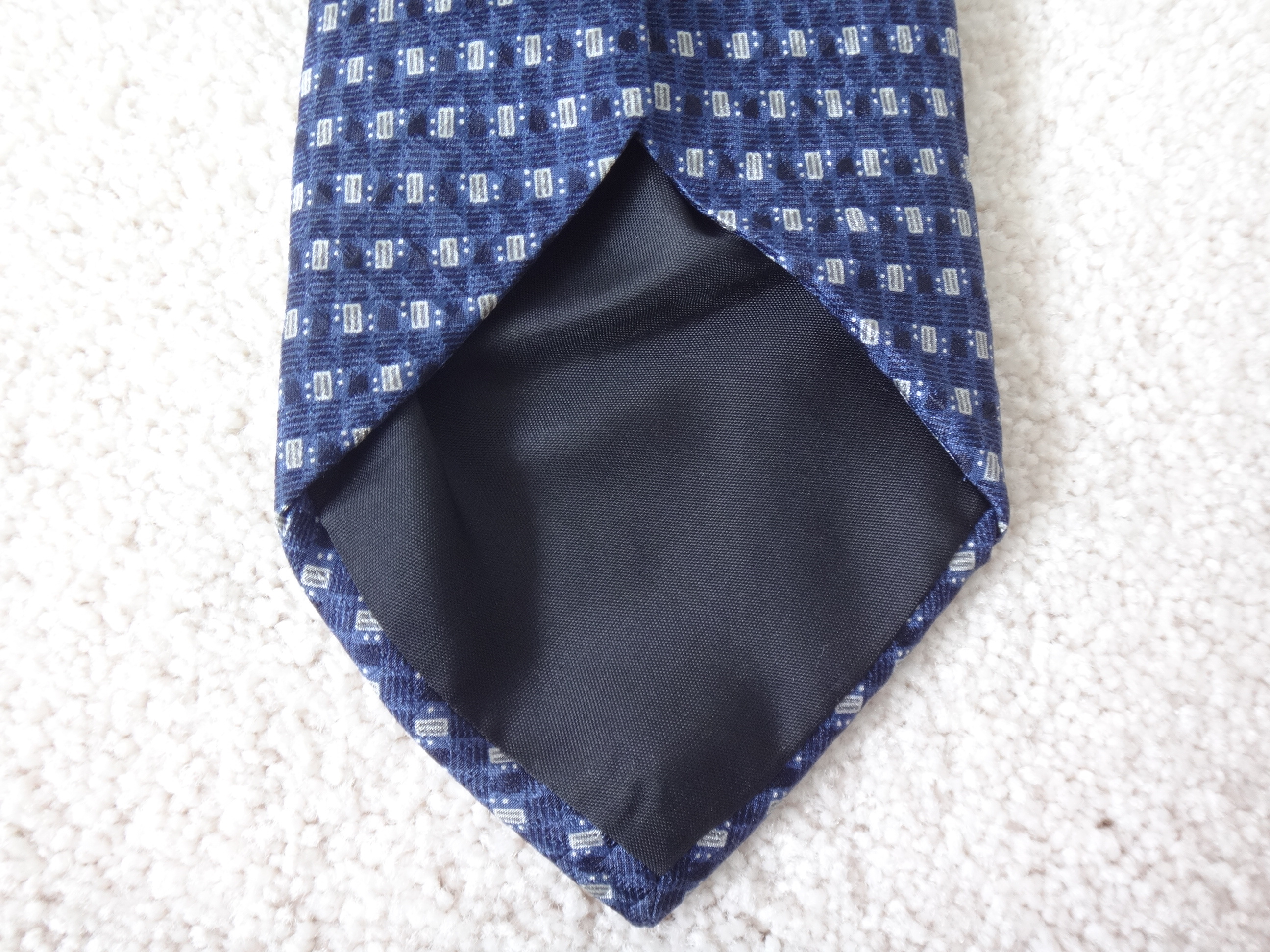 ✅♻️GEOFFREY BEENE Men's Blue & White Pattern Silk Tie - photo 4