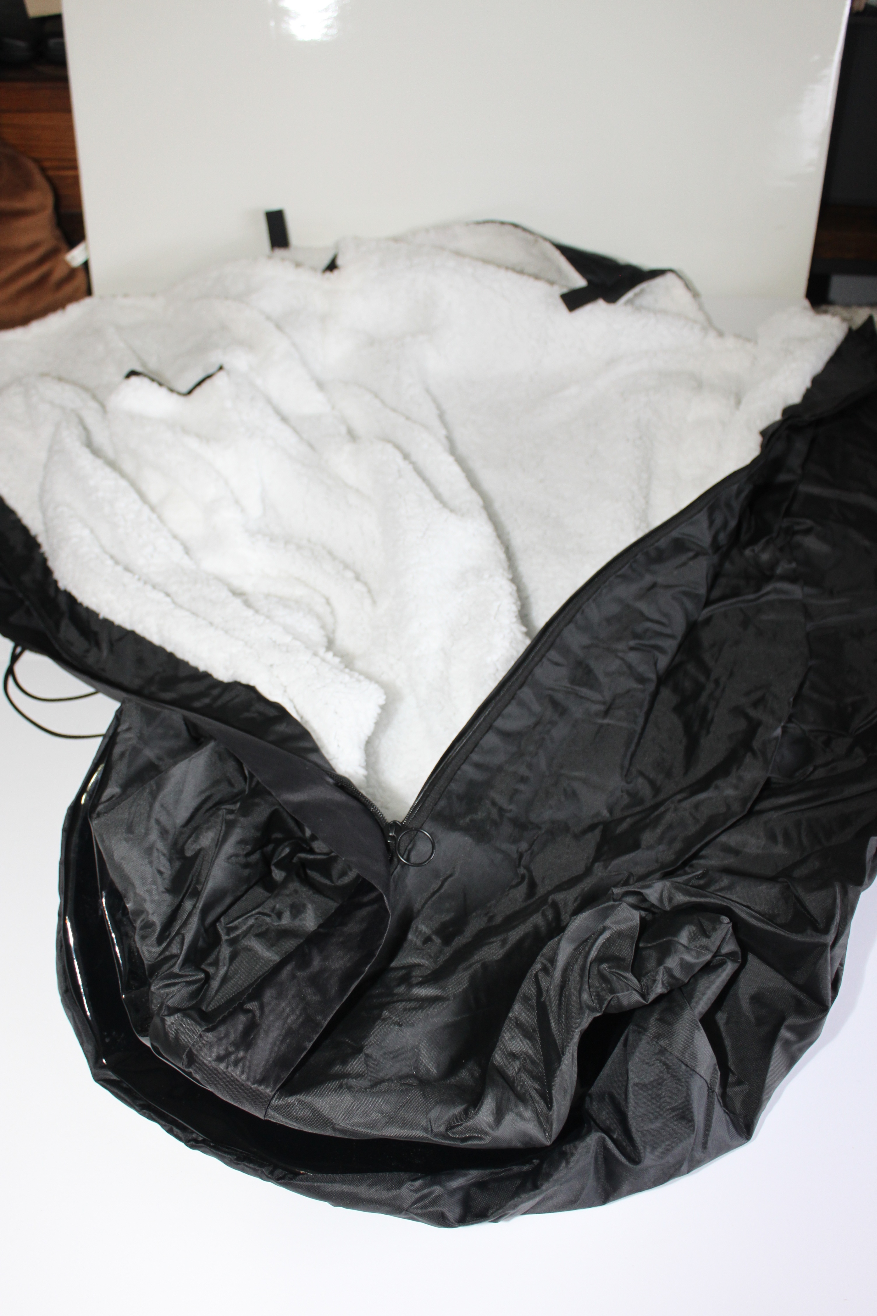 Bramble Fleece Wheelchair Blanket - photo 3