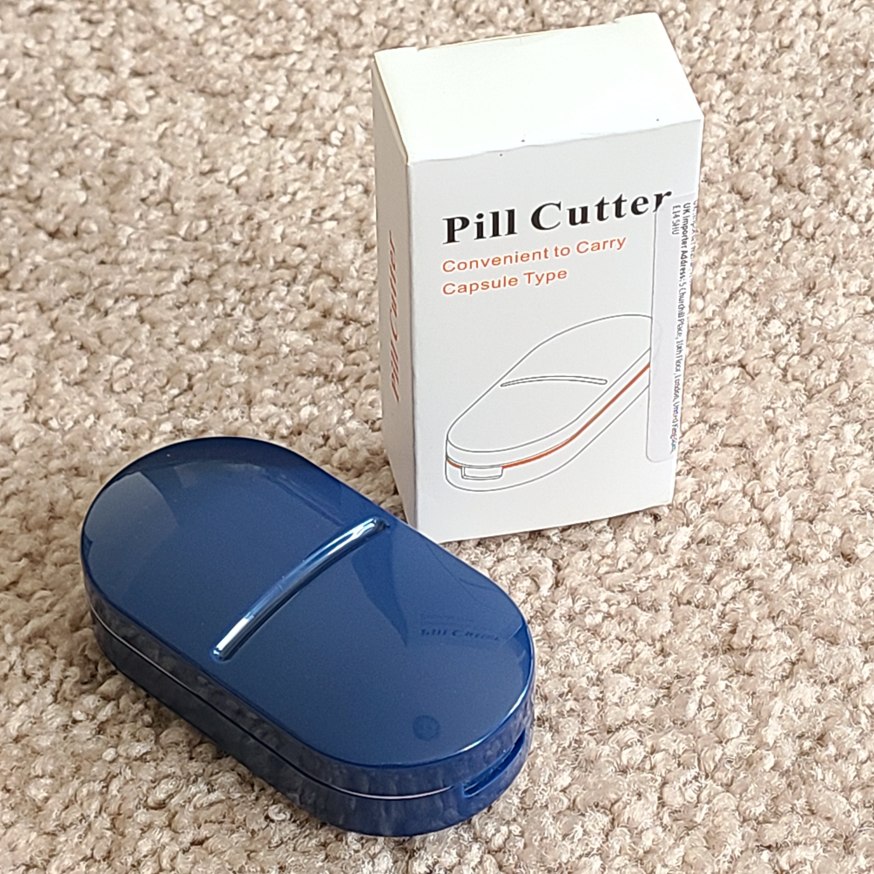 2-in-1 Portable Pill Splitter with Mini Compartment - photo 2