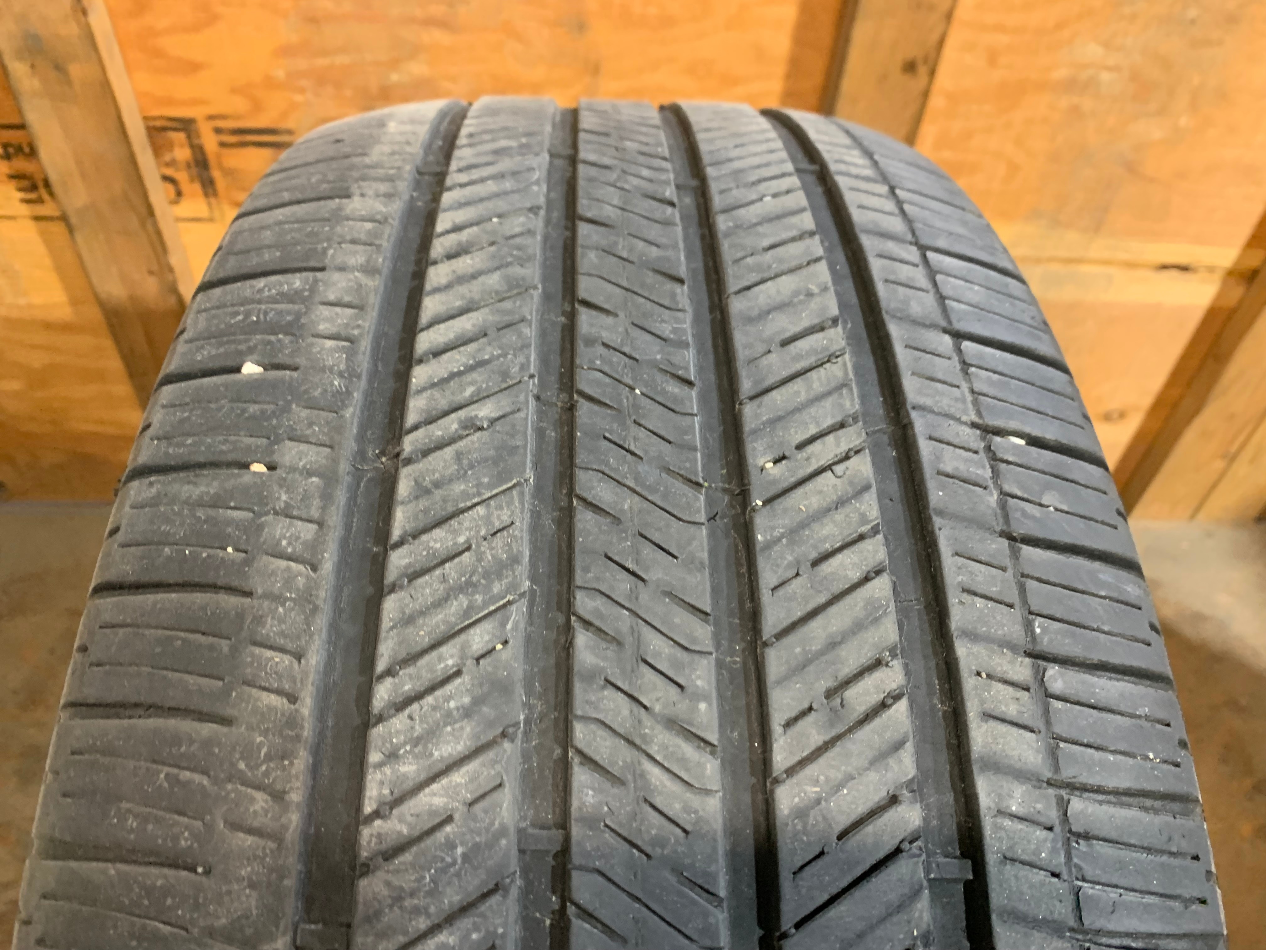 1 X single 285/45/22 M+S Goodyear eagle touring with 50% tread - photo 3