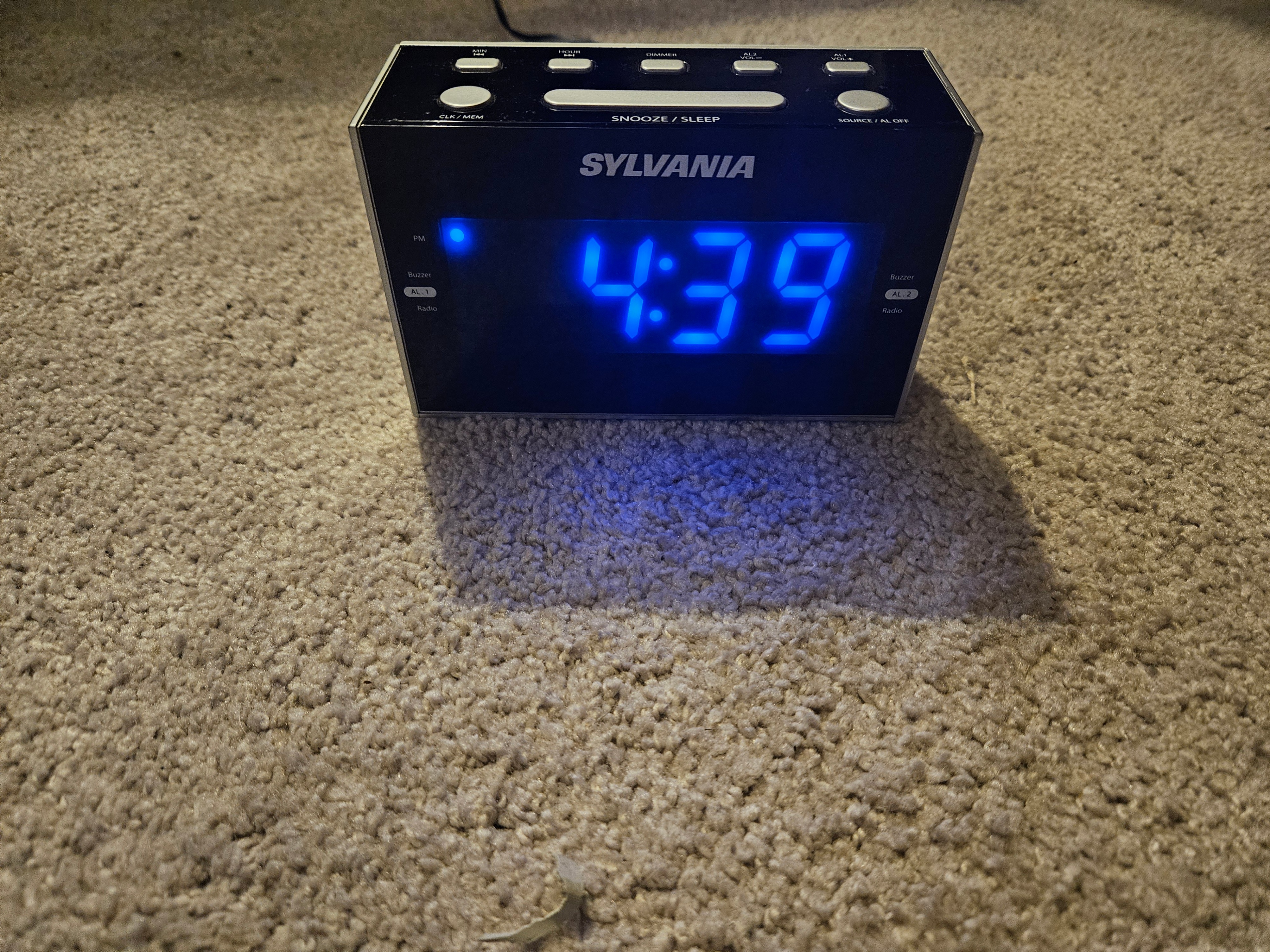 Sylvania Digital Alarm Clock Radio, Large Display & Dual Alarm