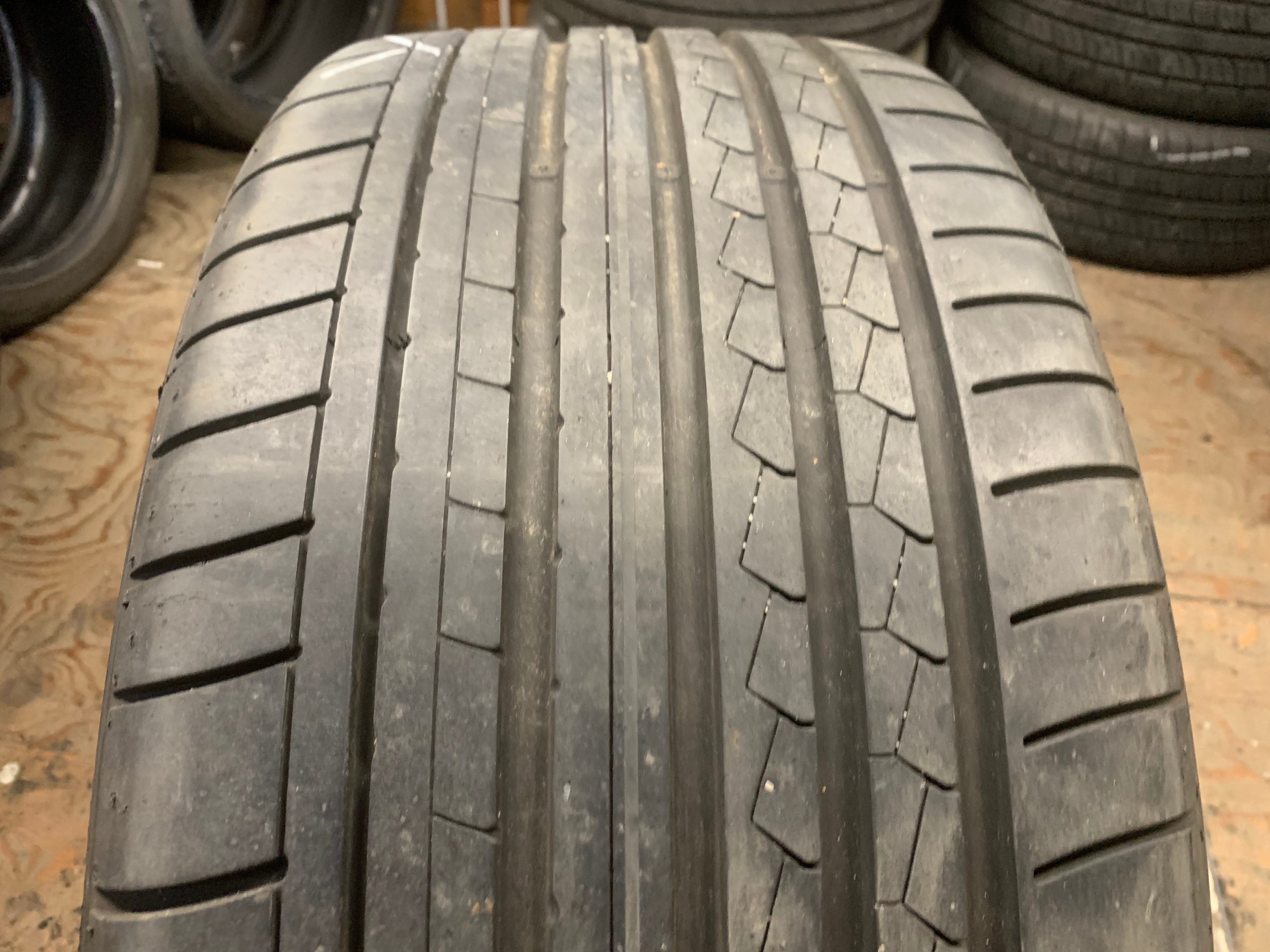 1 X single 275/35/21 XL Dunlop SP Sport Maxx GT with 80% tread - photo 3