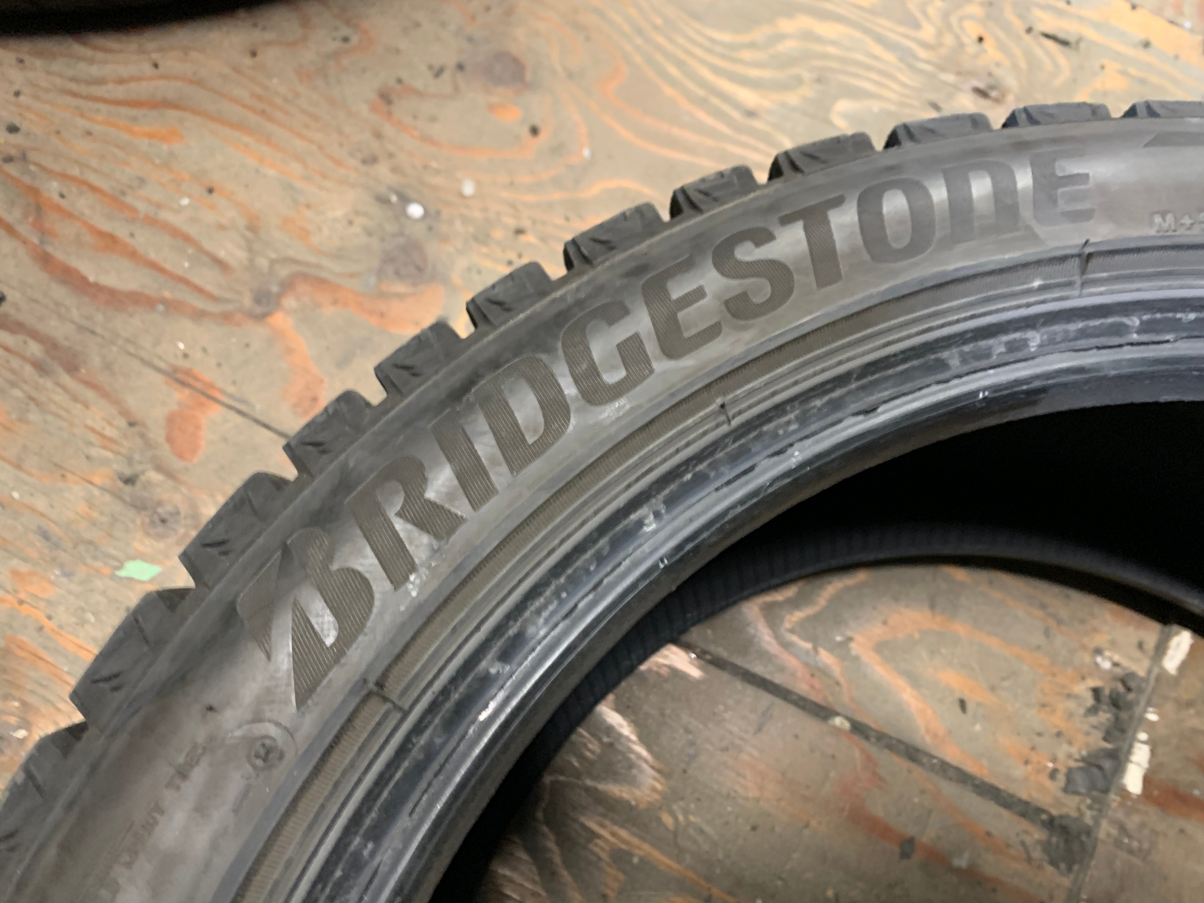 1 x single 215/45/17 91T M+S Bridgestone Blizzak WS90 with 75% - photo 4
