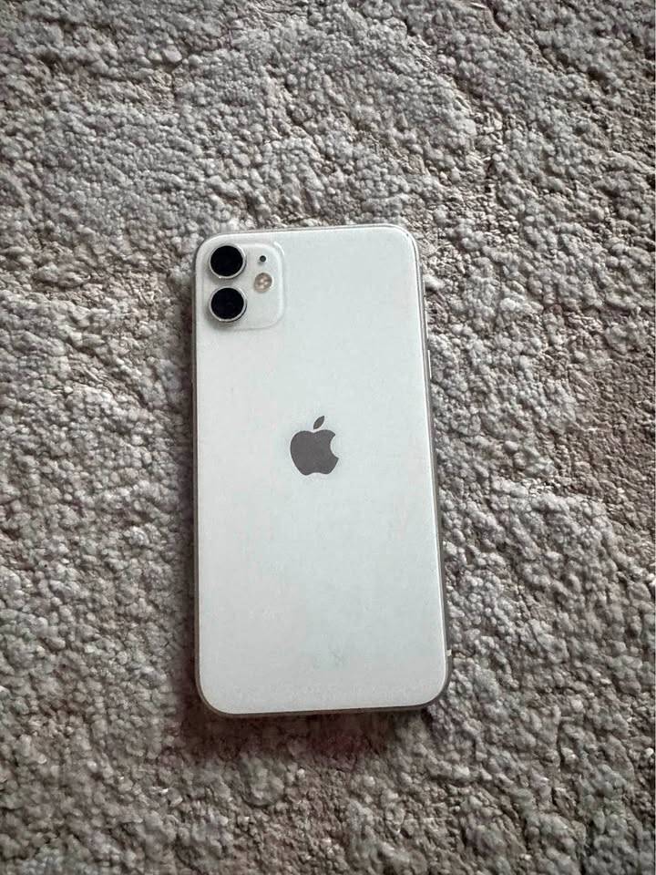 iPhone 11 64GB Unlocked for Sale!